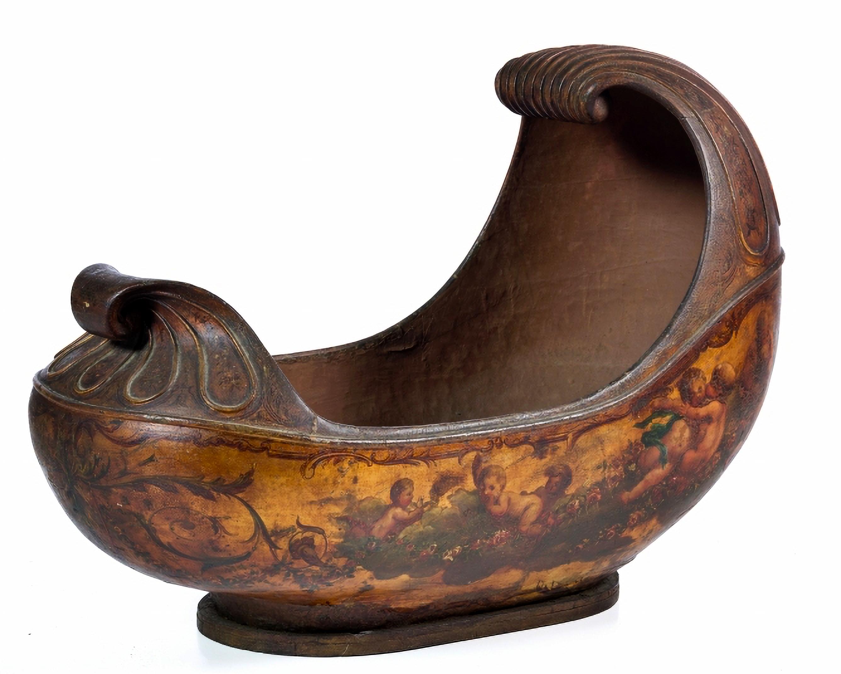 European MAGNIFICENT AND RARE EUROPEAN CRADLE 18th Century For Sale