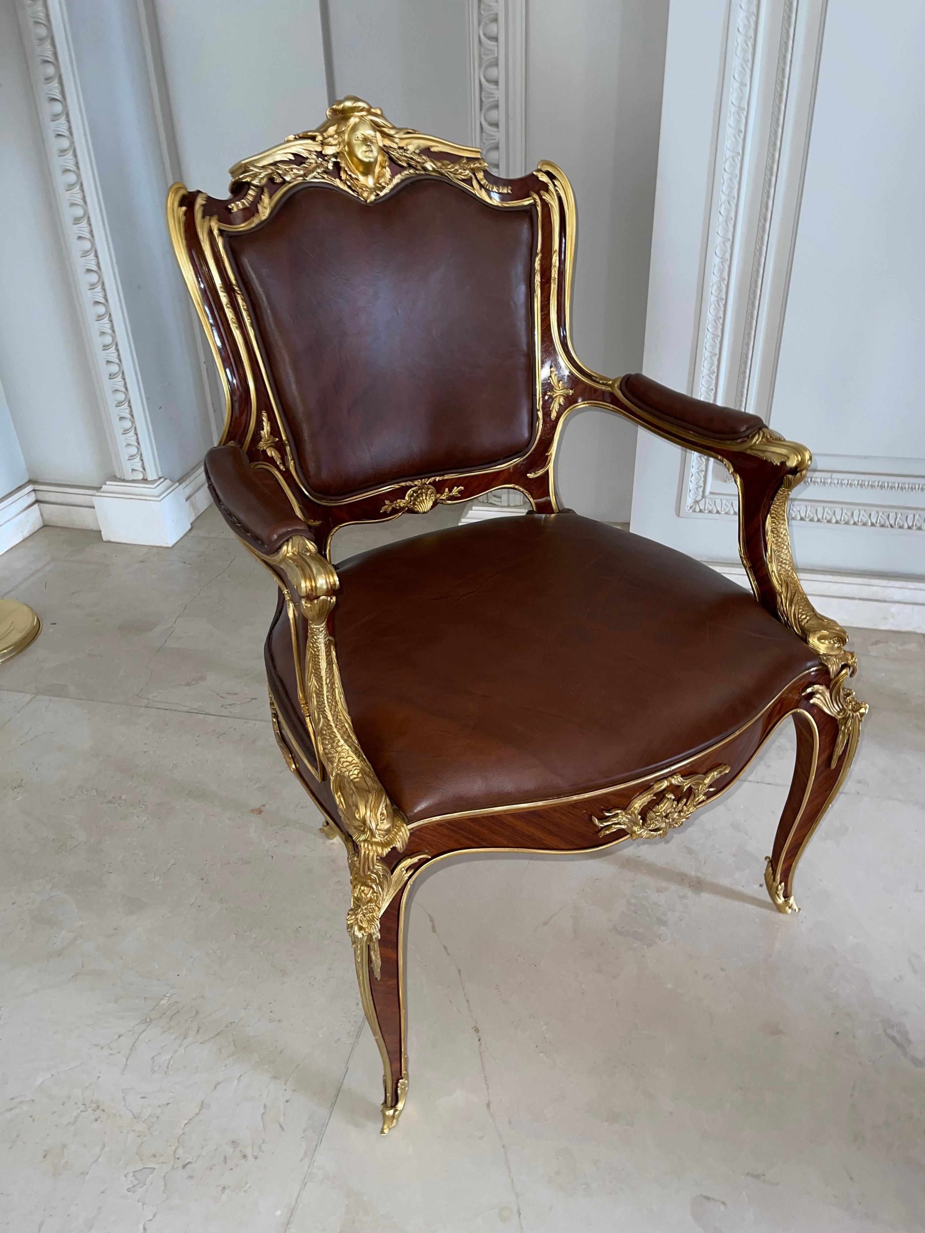 Magnificent and Royal Armchair After Francois Linke, Paris In Good Condition For Sale In Berlin, DE