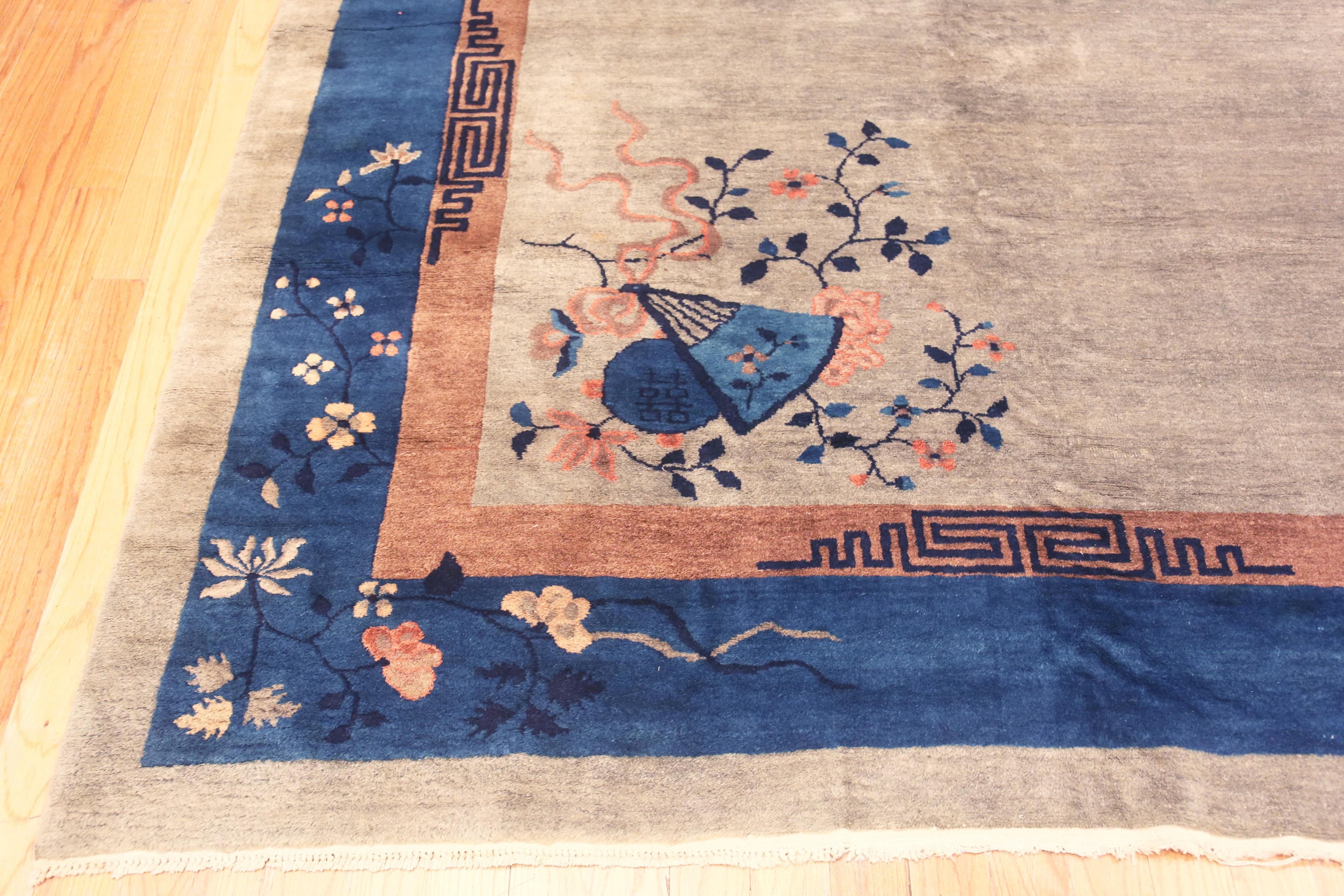 20ième siècle Magnifique tapis Art Déco chinois ancien à médaillon central de 12' x 14'6