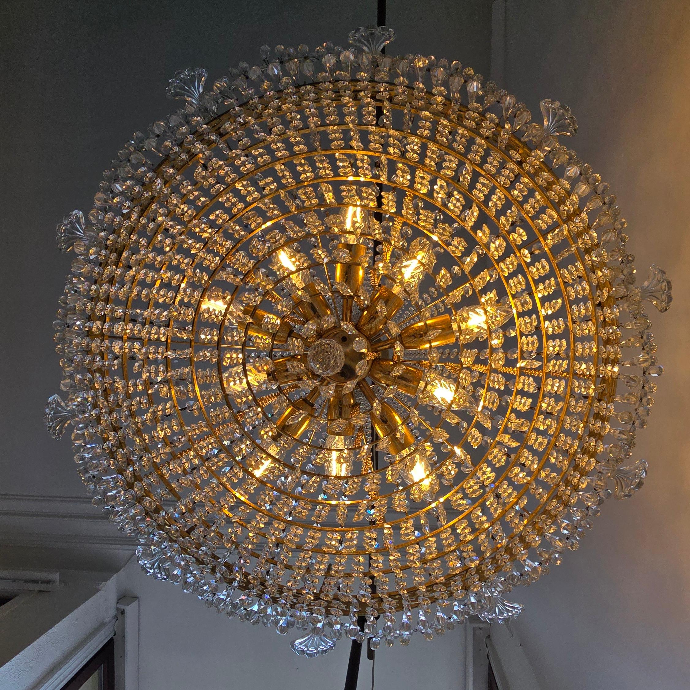 XX secolo Magnifico lampadario antico in cristallo stile Impero, Francia, circa 1900-1920 in vendita