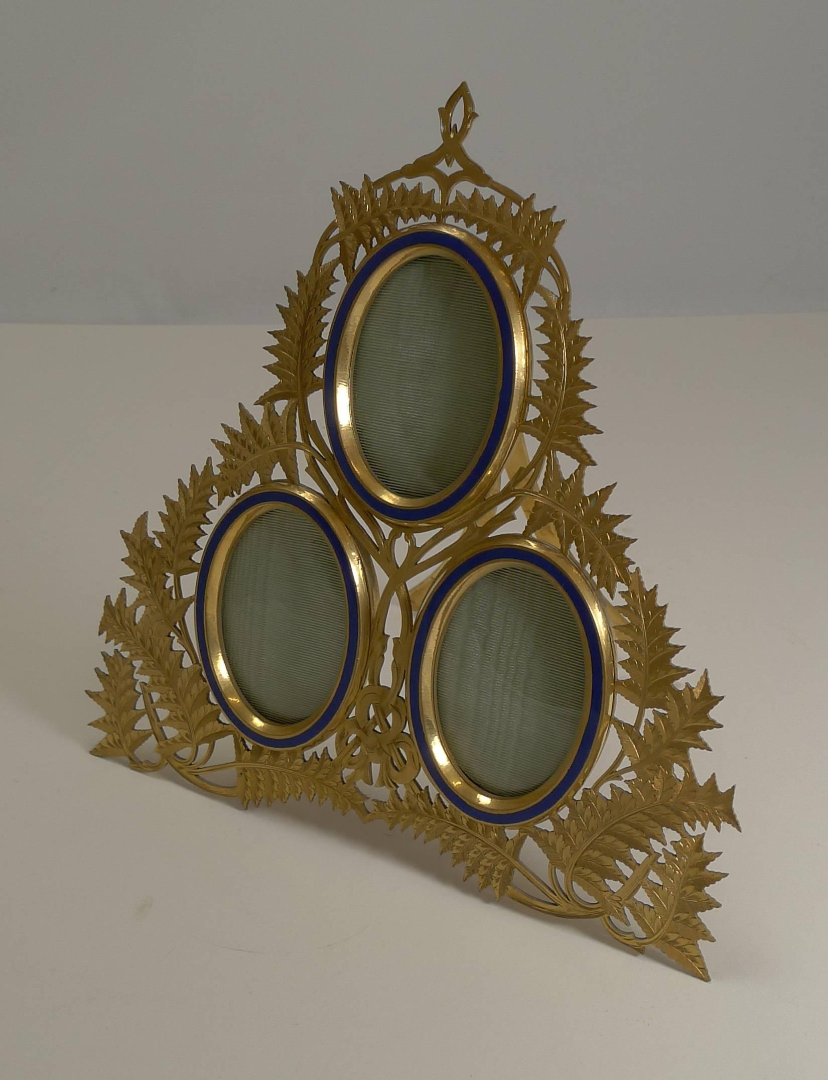 Late Victorian Magnificent Antique English Gilded Bronze Photograph Frame, circa 1880