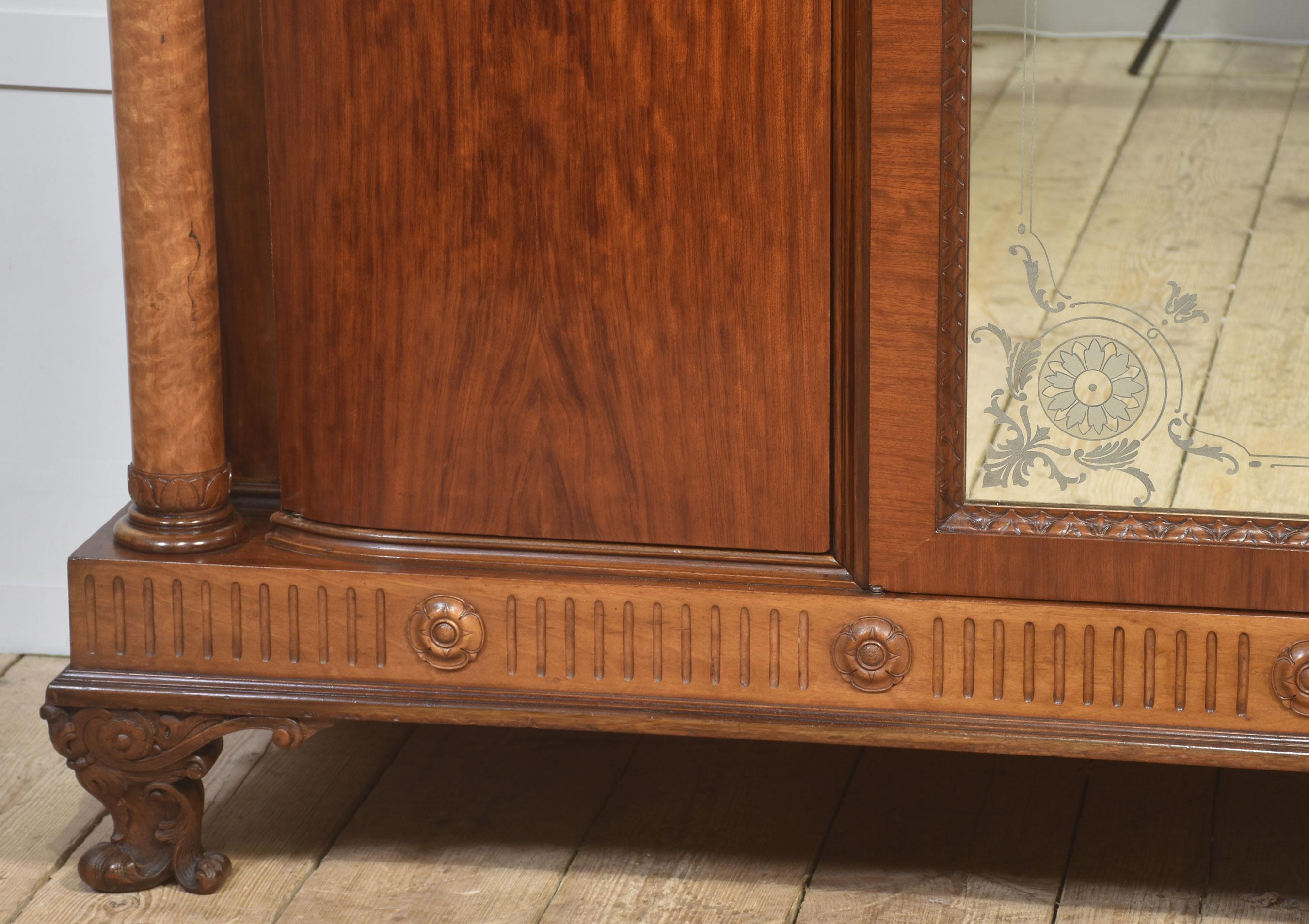 Magnifico armadio antico a quattro ante in mogano In condizioni buone in vendita a Cheshire, GB