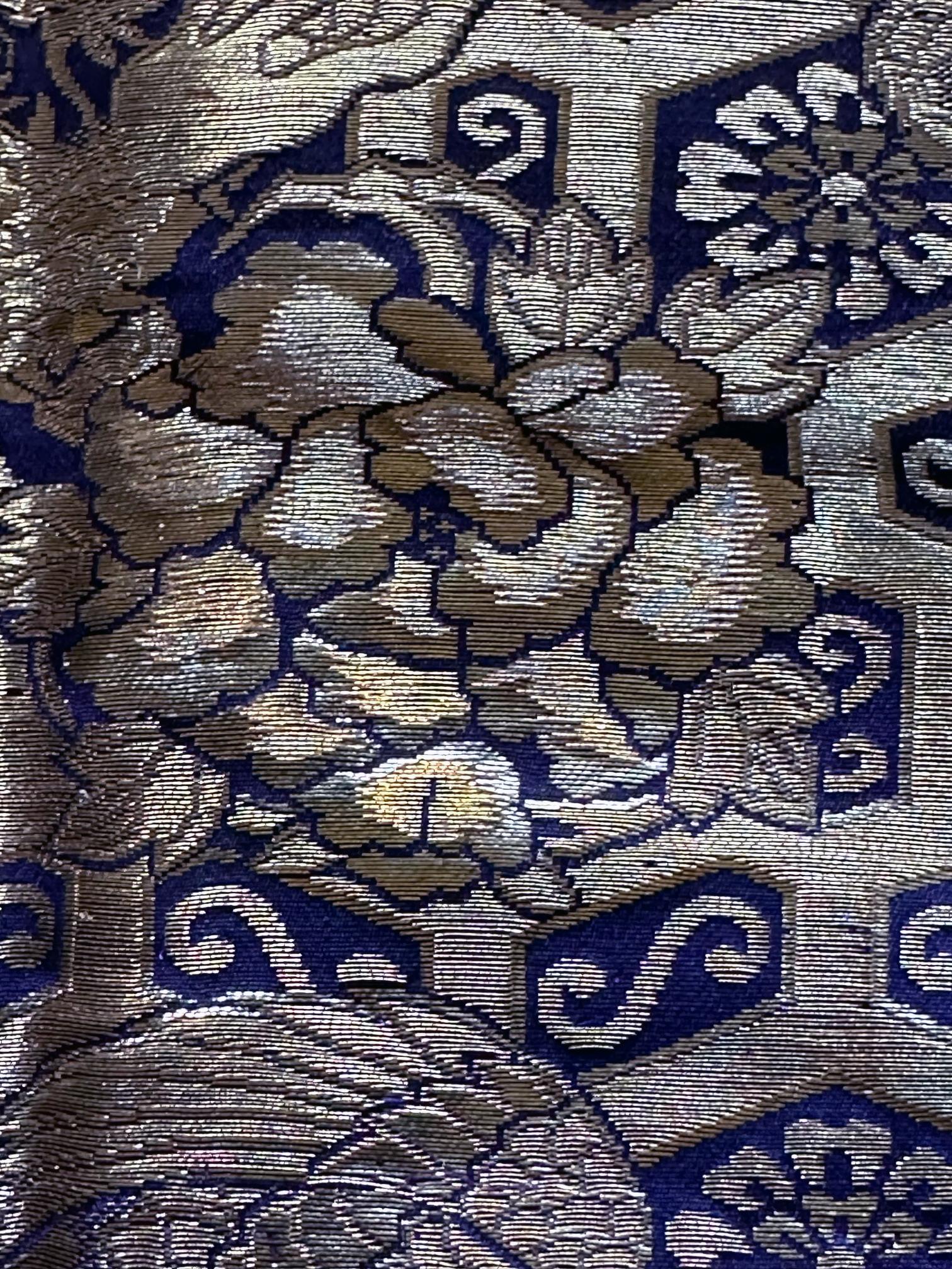 Magnificent Antique Japanese Woven Brocade Kesa Monk's Robe Meiji Period For Sale 15