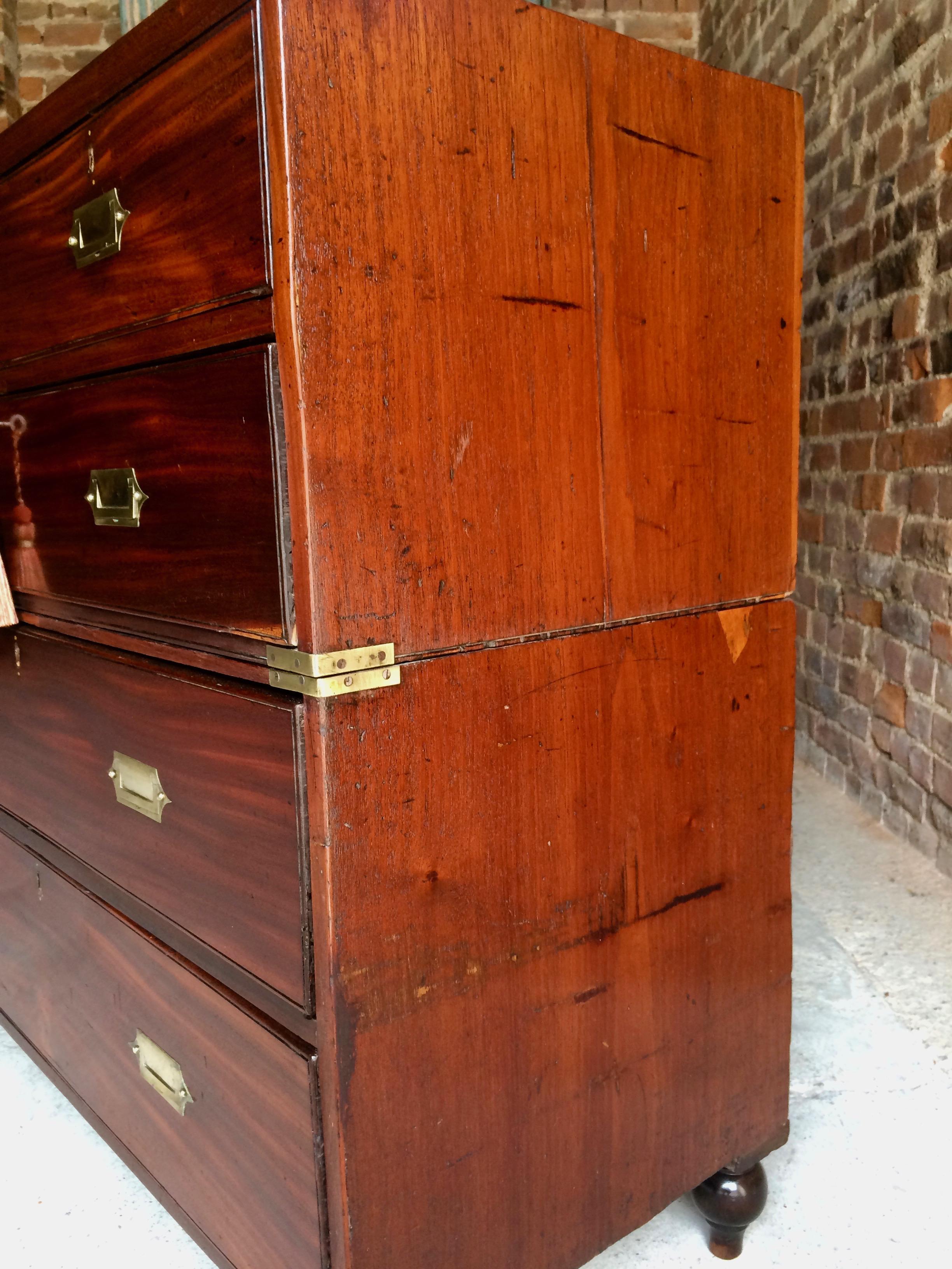 Magnificent Antique Military Campaign Chest of Drawers Mahogany Victorian No.6 In Good Condition In Longdon, Tewkesbury