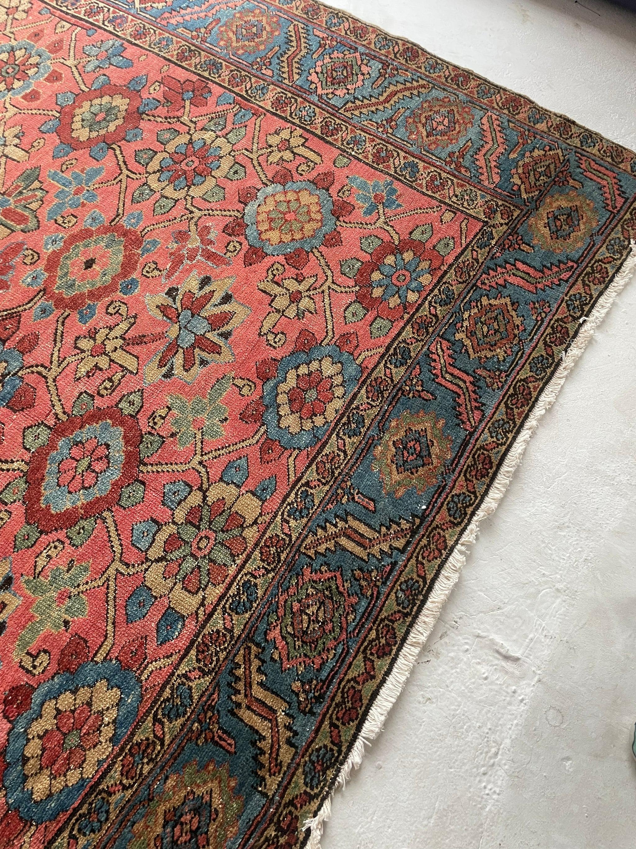 Prächtiger antiker persischer Heriz-Teppich mit seltenem Mina-Khani-Design, ca. 1920er Jahre (20. Jahrhundert) im Angebot