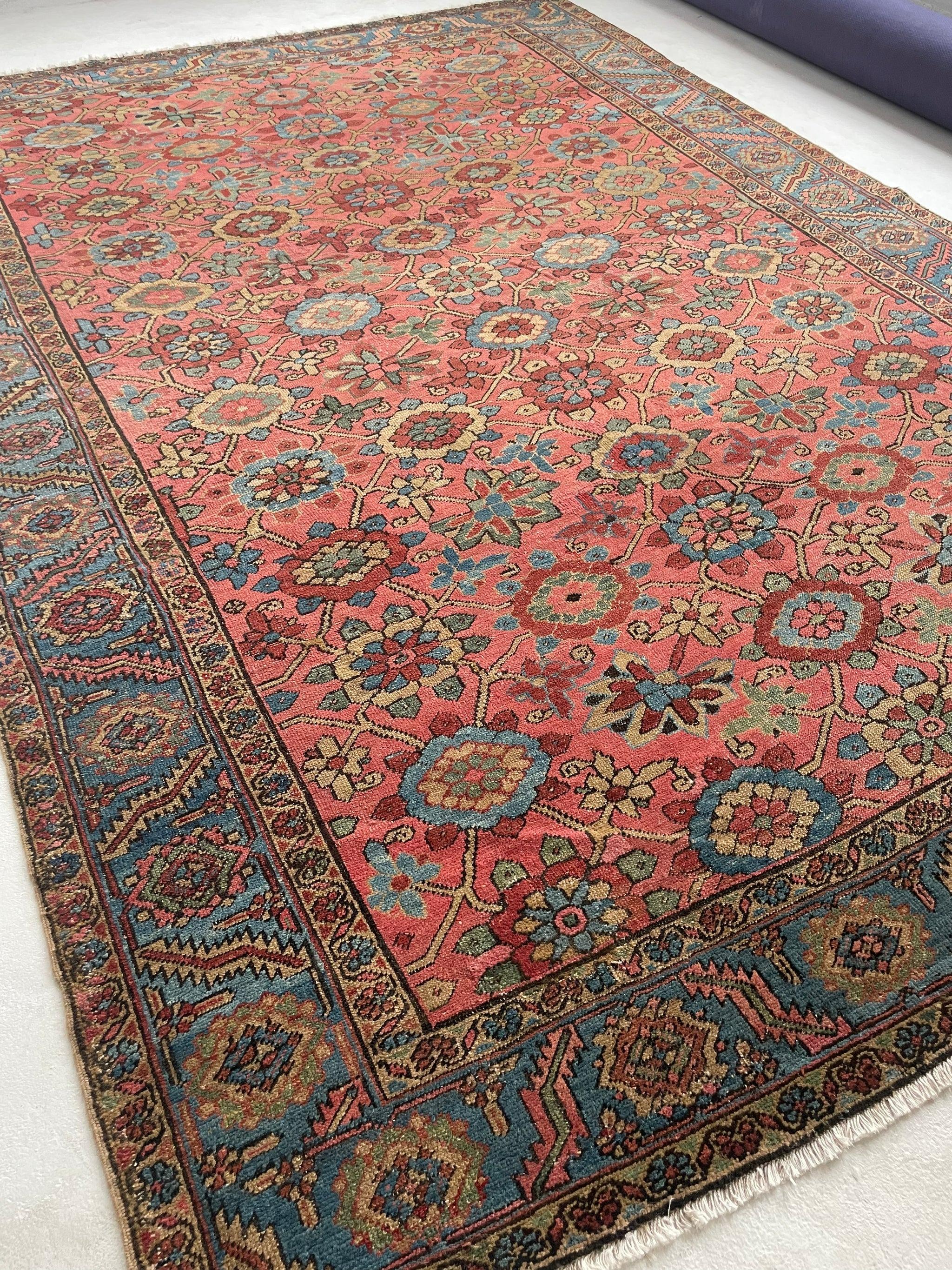 Prächtiger antiker persischer Heriz-Teppich mit seltenem Mina-Khani-Design, ca. 1920er Jahre (Wolle) im Angebot