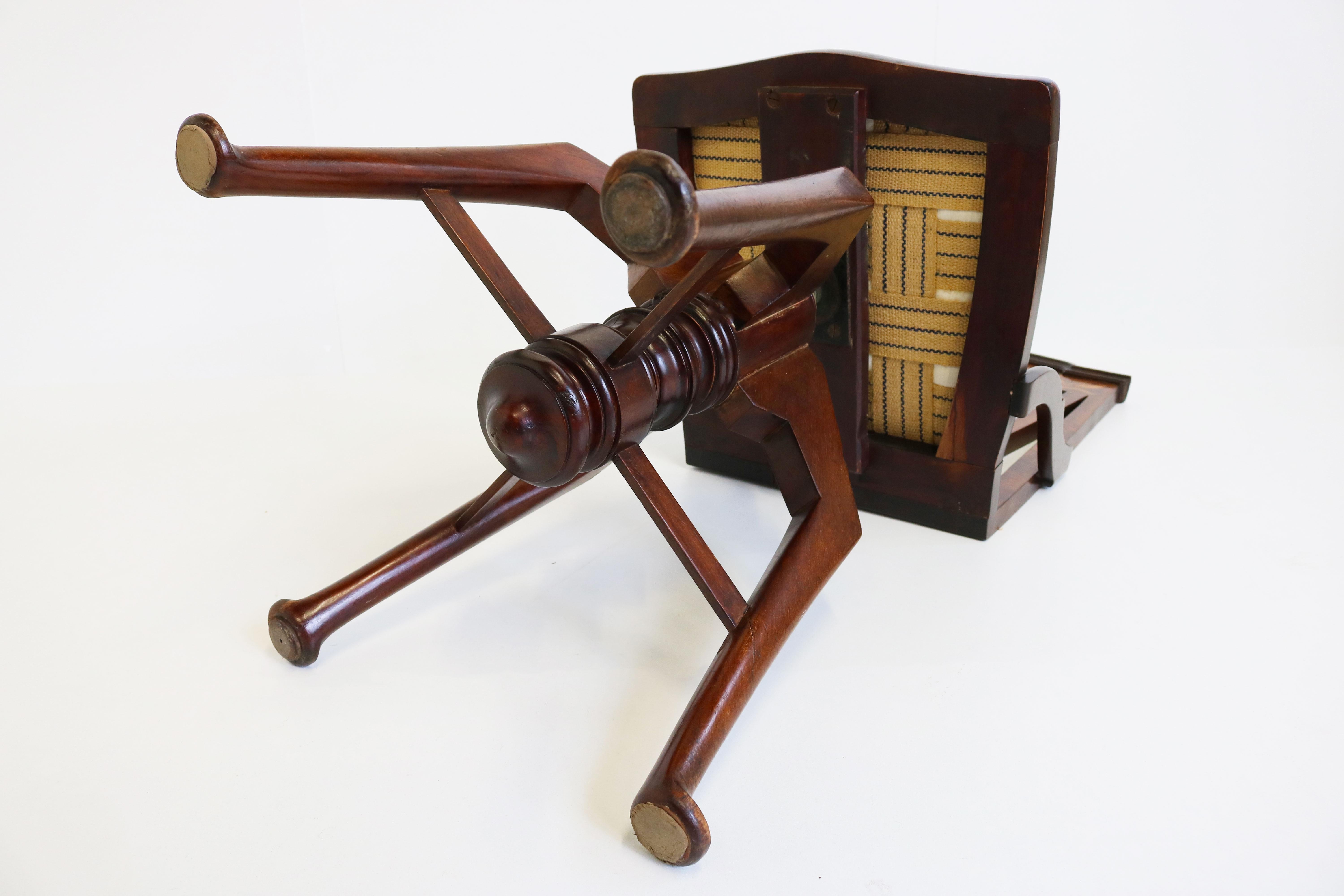 Magnificent Antique Swivel Art Nouveau Music Chair Mahogany Music Stool, 1900s 3