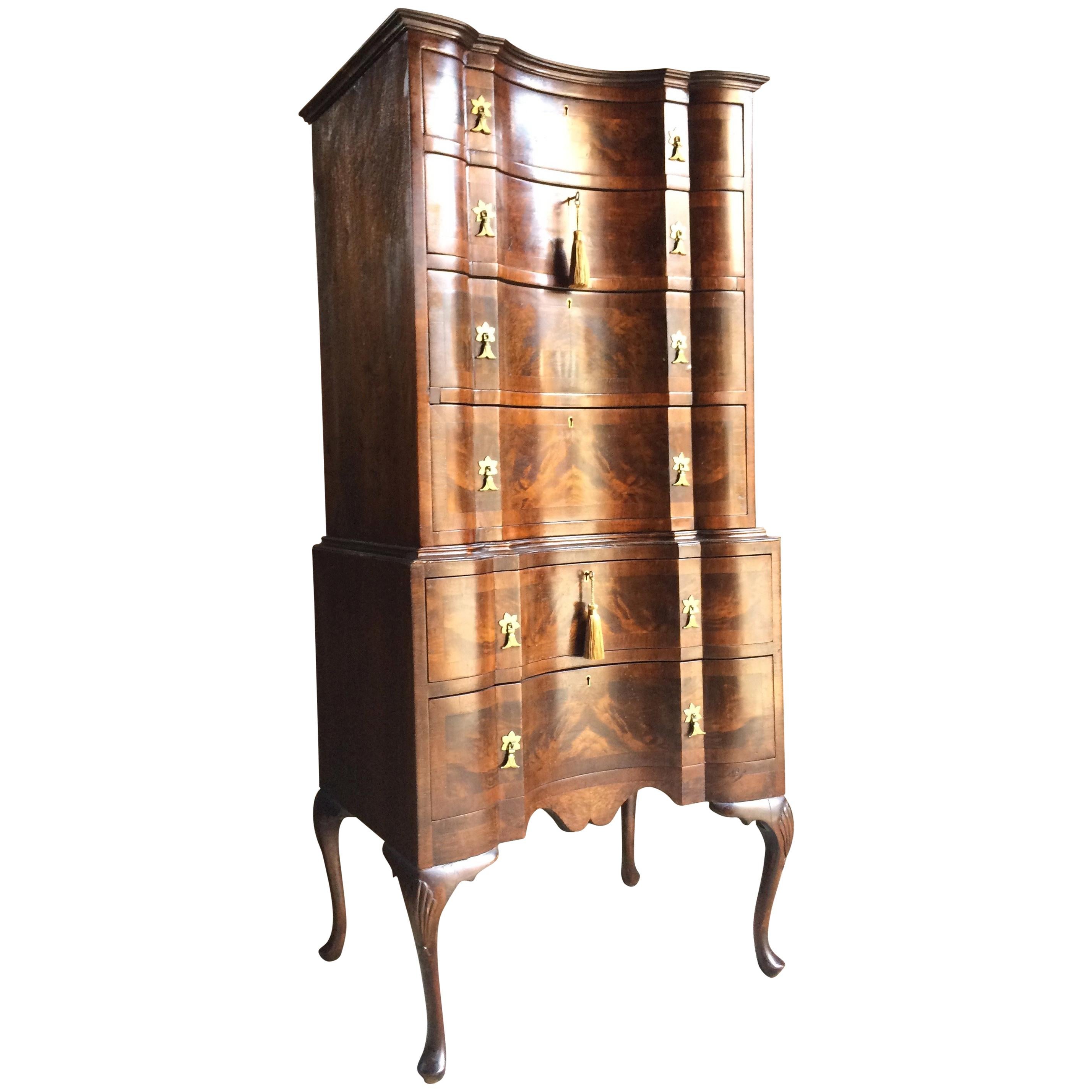 Magnificent Antique Tallboy Chest on Stand Chest of Drawers Walnut, 19th Century