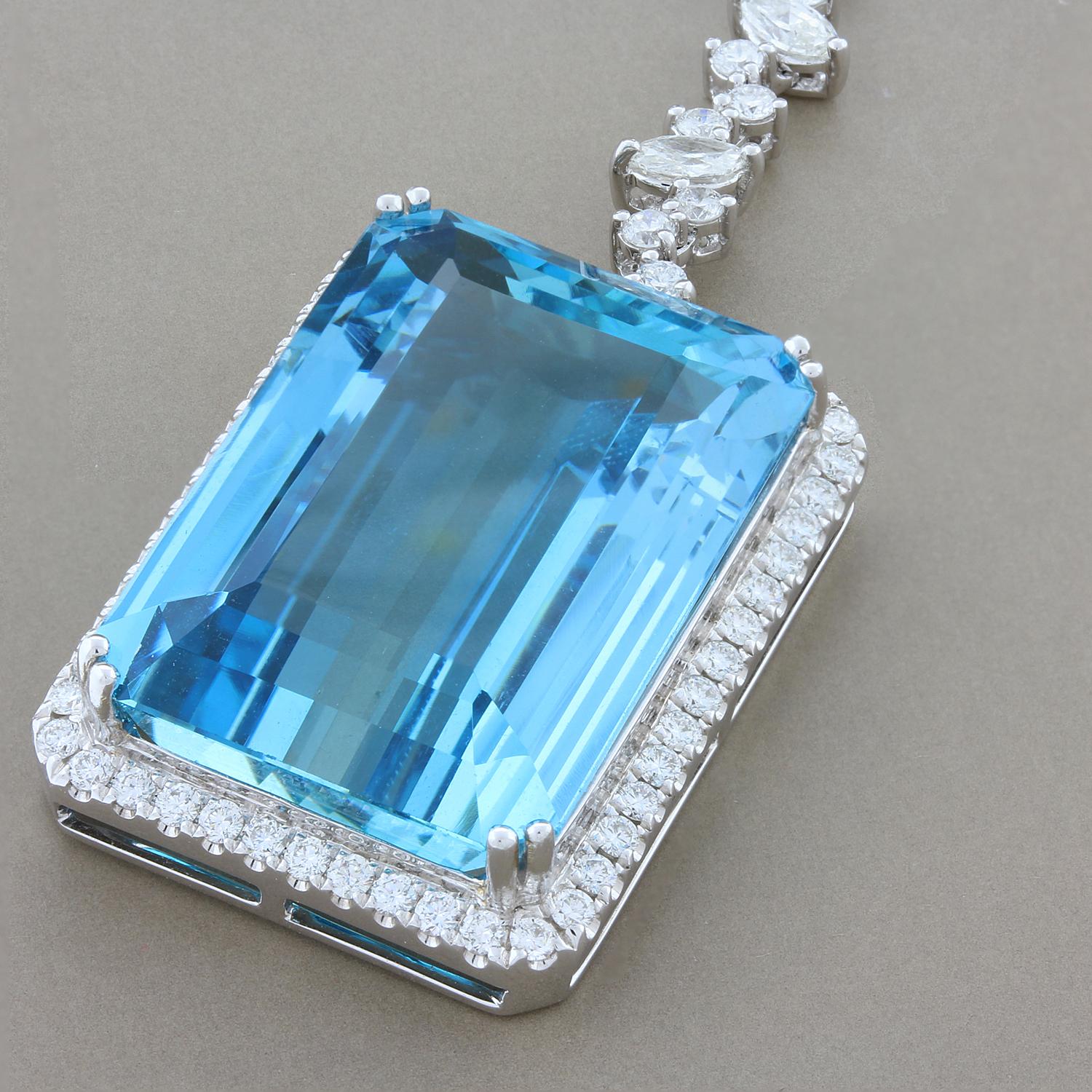 Emerald Cut Magnificent Aquamarine Diamond Gold Necklace