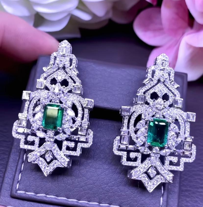 Women's Magnificent Art Deco Earrings of 7, 84 Carats of Emeralds and Diamonds For Sale