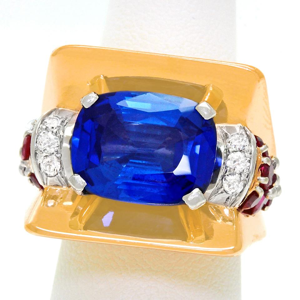 Magnificent Art Deco Ring with 7.50ct No Heat Ceylon Sapphire GIA In Excellent Condition In Litchfield, CT