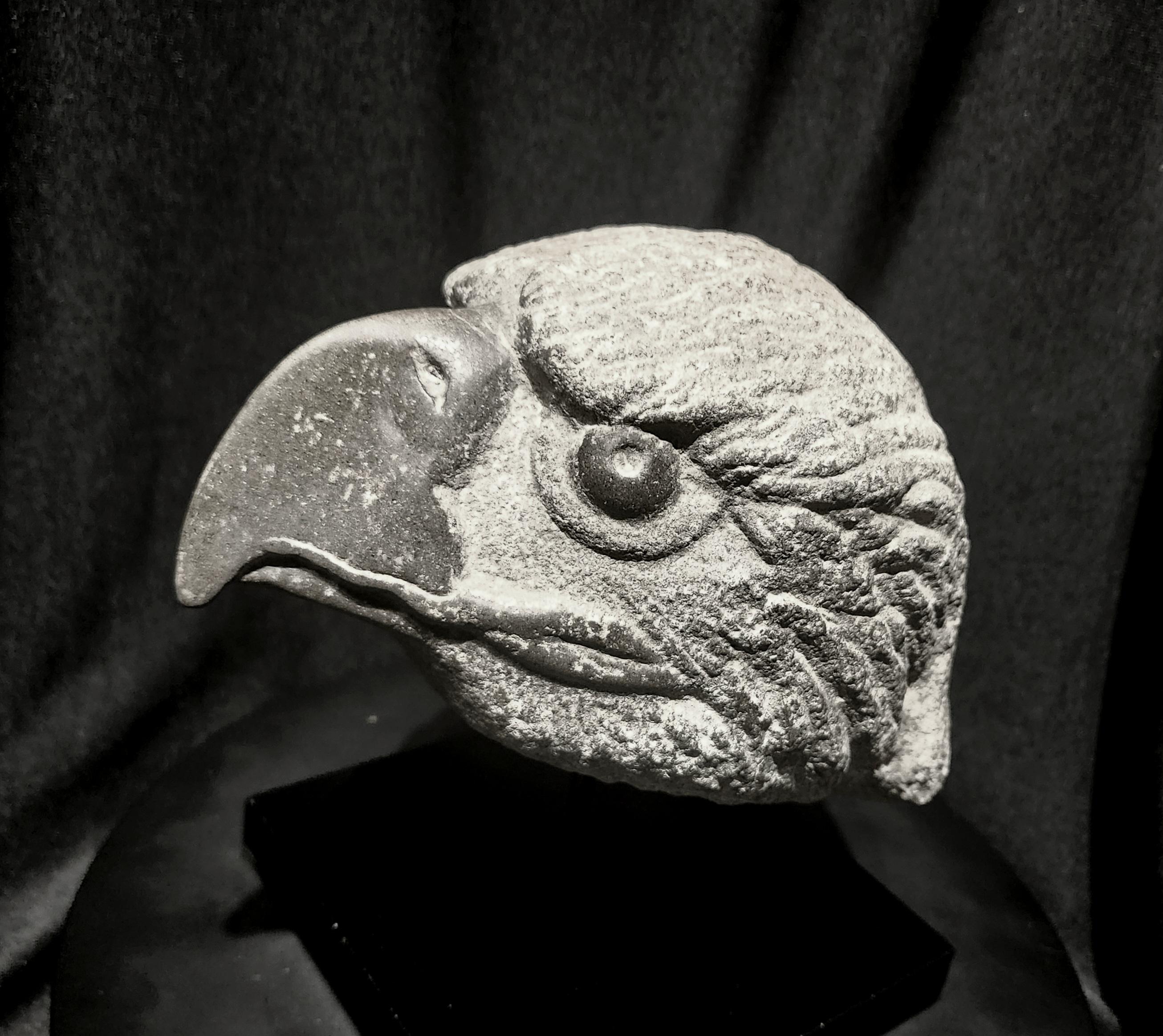 Carved Magnificent Aztec Eagle Head with pre-1970 UNESCO-compliant provenance For Sale