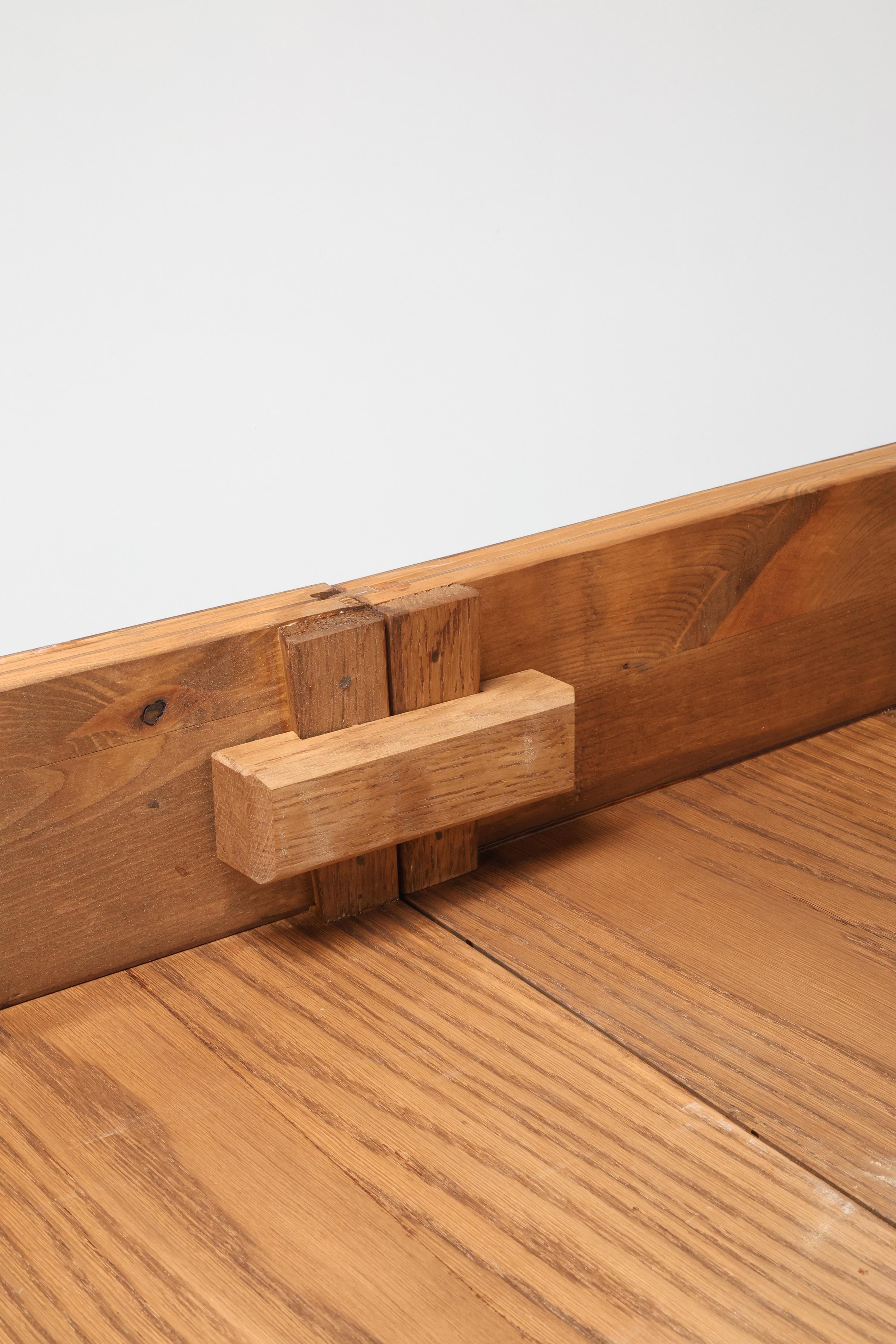 Magnificent Biedermeier Extending Dining Table, 19th Century For Sale 1