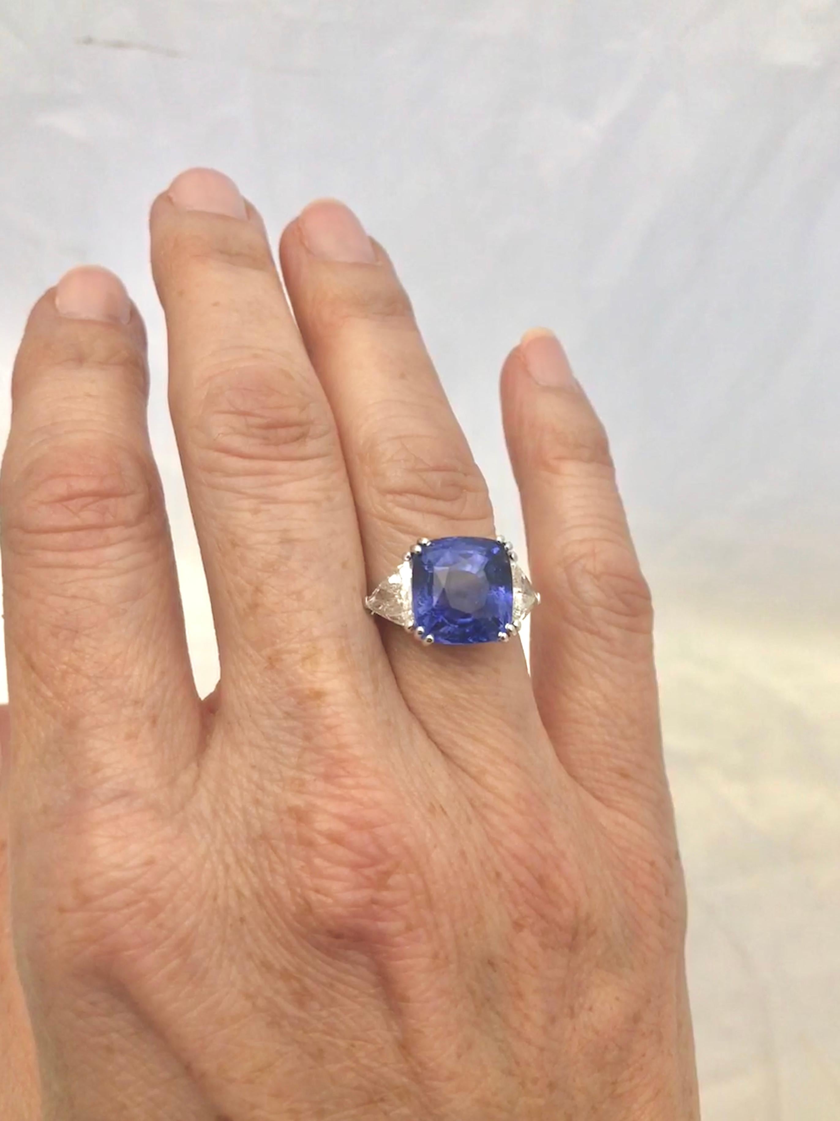 Magnificent Blue Sapphire and Diamond Ring In Excellent Condition In New Orleans, LA