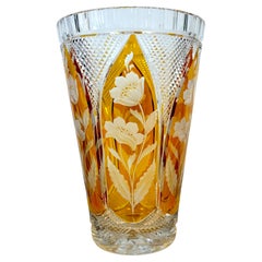 Prächtige böhmische Vase mit graviertem Citrinschliff in klarem Citrinschliff, Stil von Moser