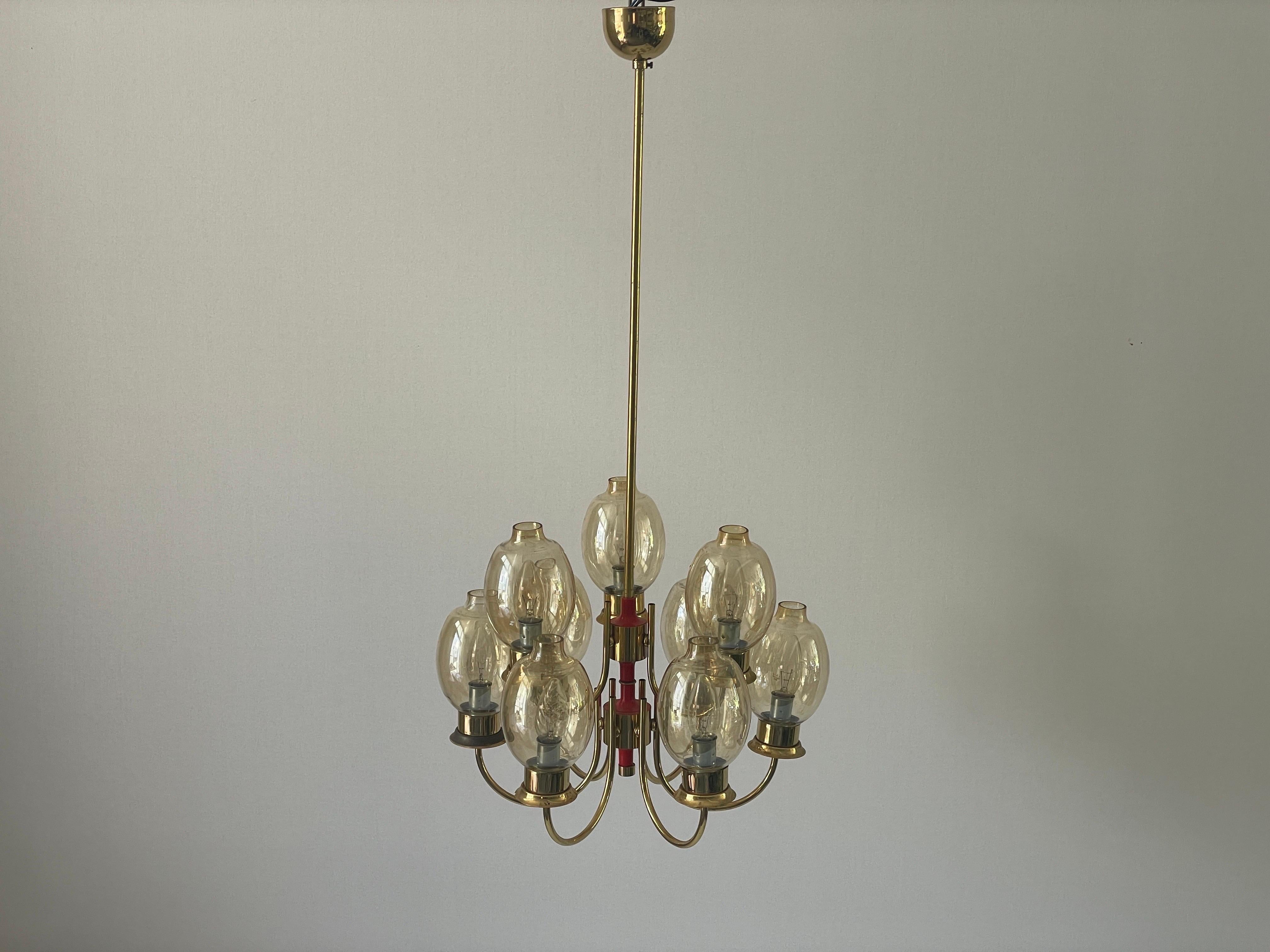 Mid-Century moderno Magnifico lampadario a 9 bracci in vetro con corpo in ottone, anni '60, Germania in vendita