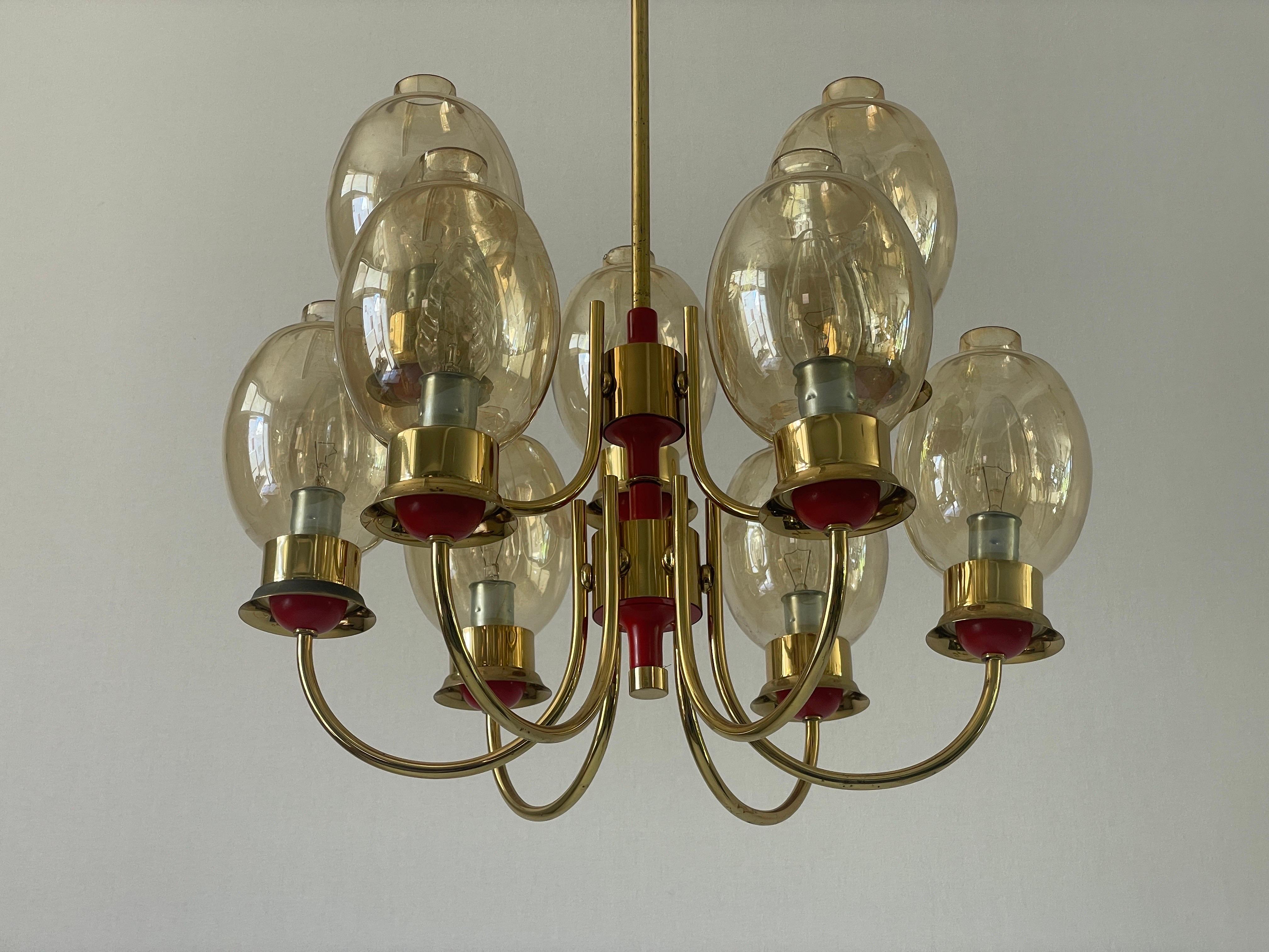 Magnifico lampadario a 9 bracci in vetro con corpo in ottone, anni '60, Germania In condizioni ottime in vendita a Hagenbach, DE