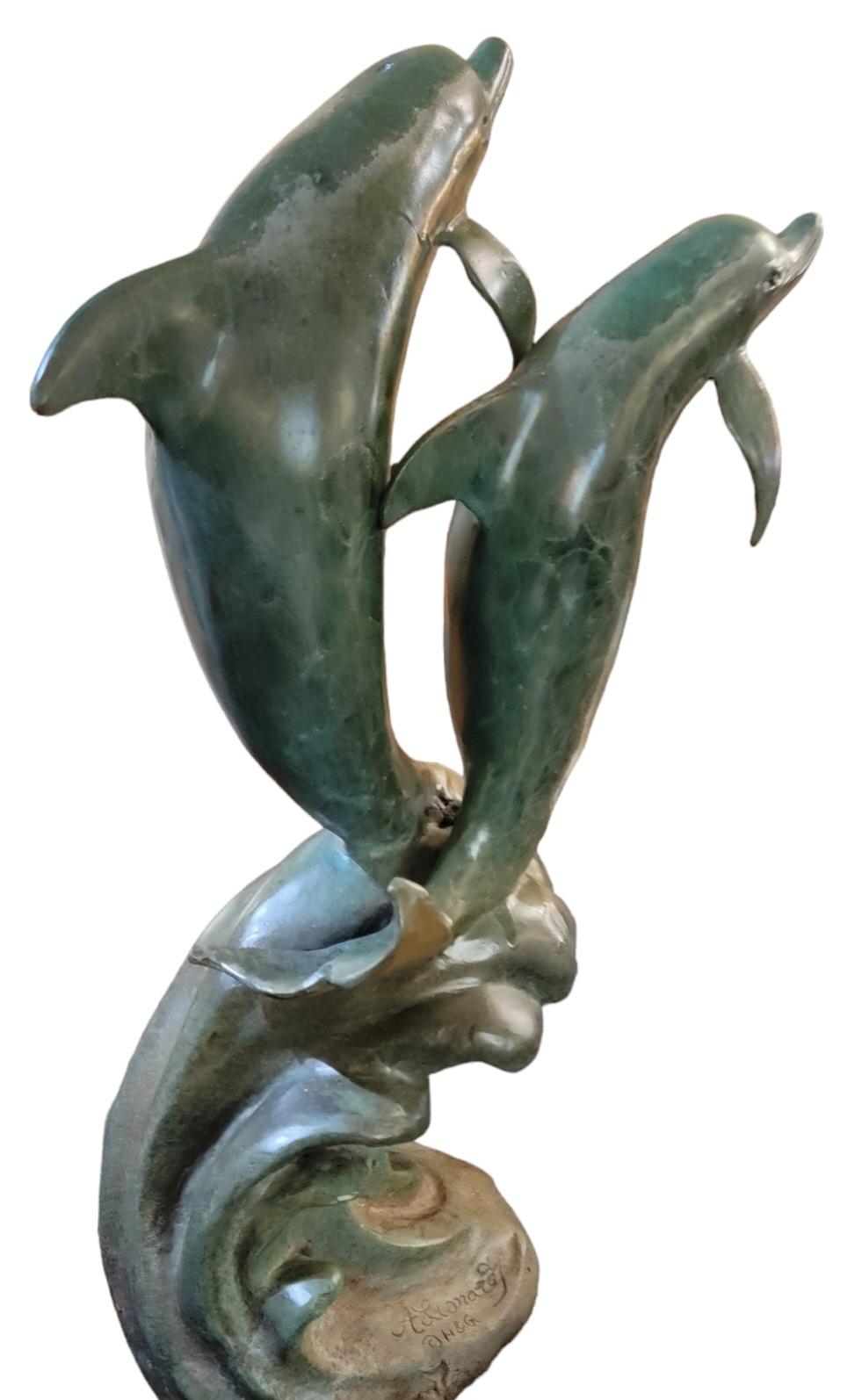 Prächtiger Delphin-Gartenbrunnen/Vogelbaumbrunnen aus Bronze, signiert im Angebot 1