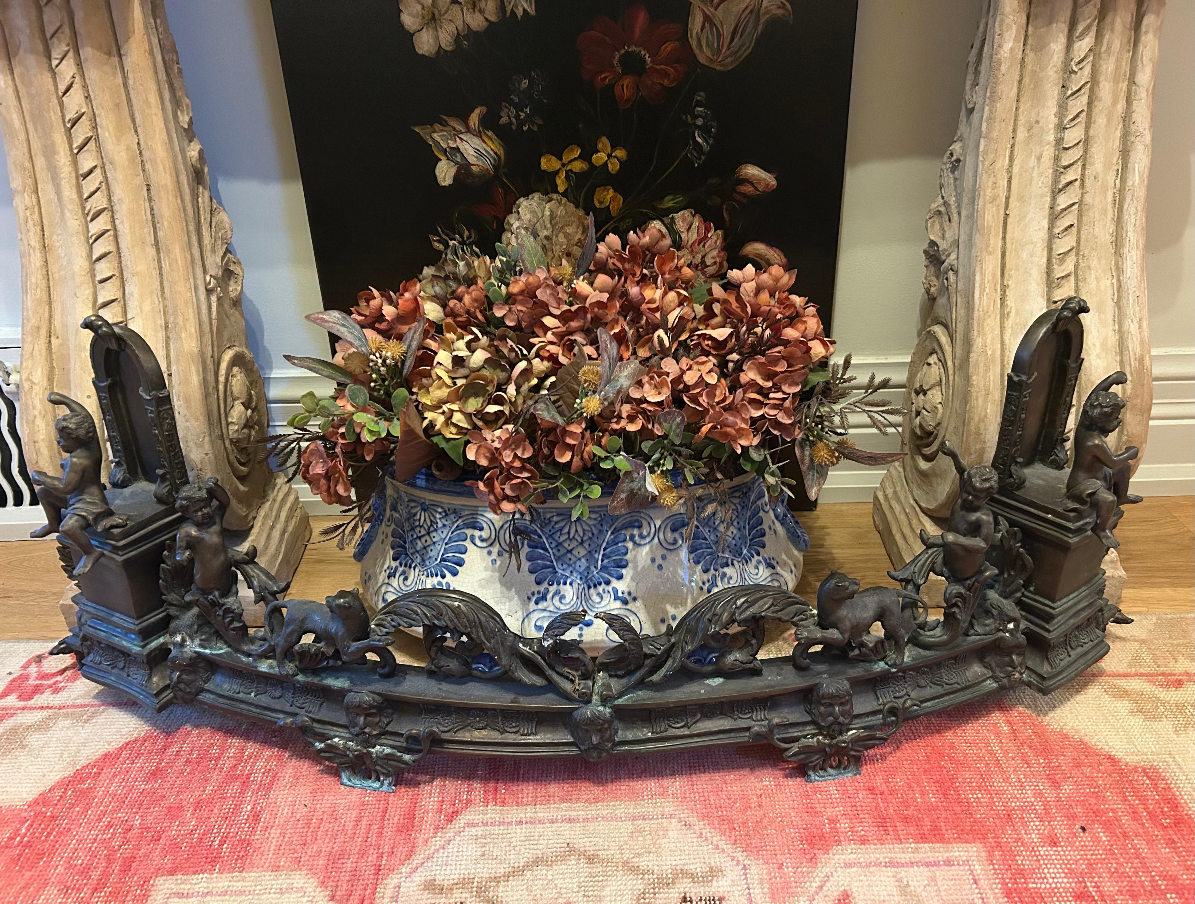 Magnifico parafuoco in bronzo, Francia, XIX secolo in vendita 5