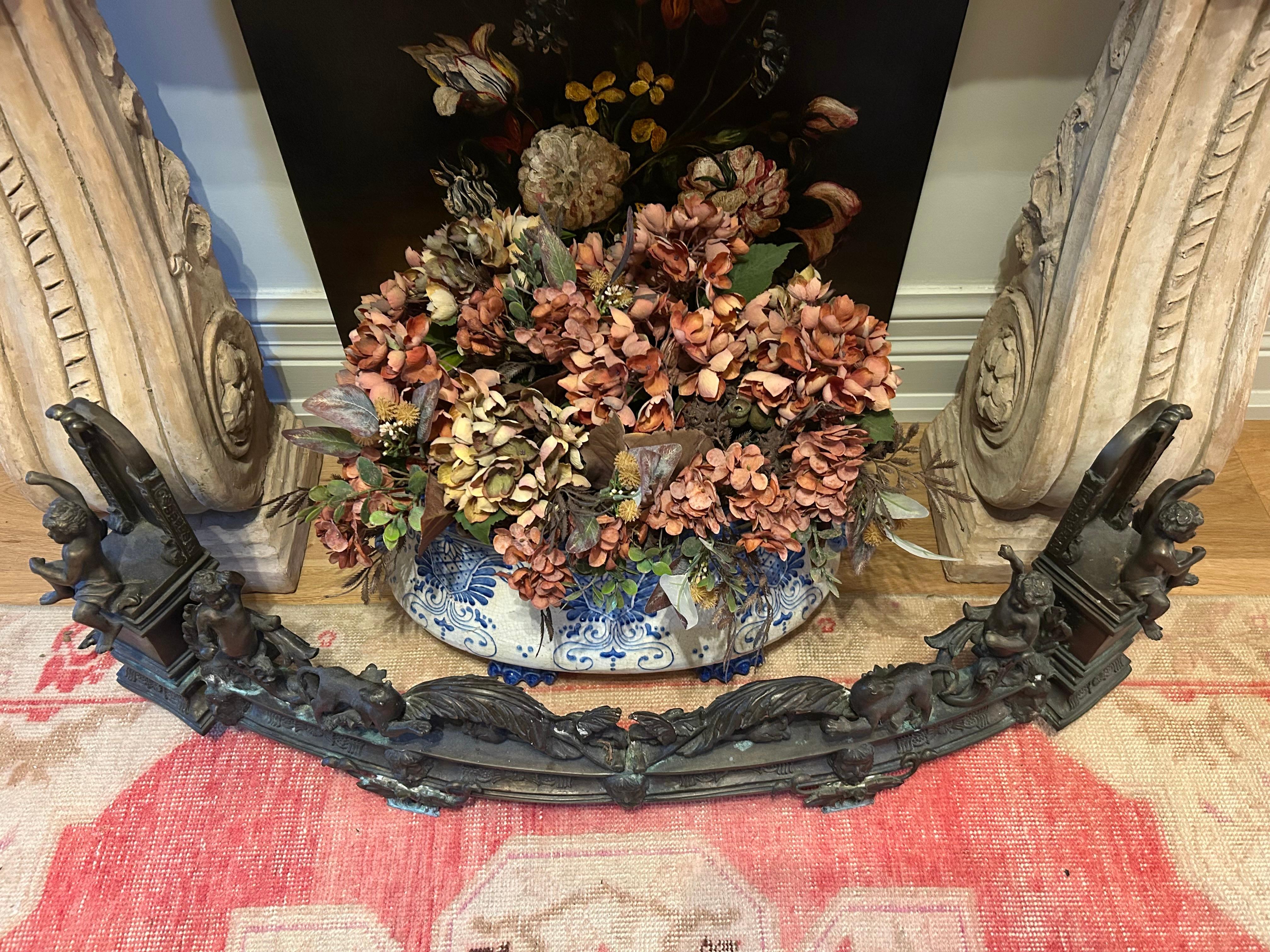 Neoclassico Magnifico parafuoco in bronzo, Francia, XIX secolo in vendita