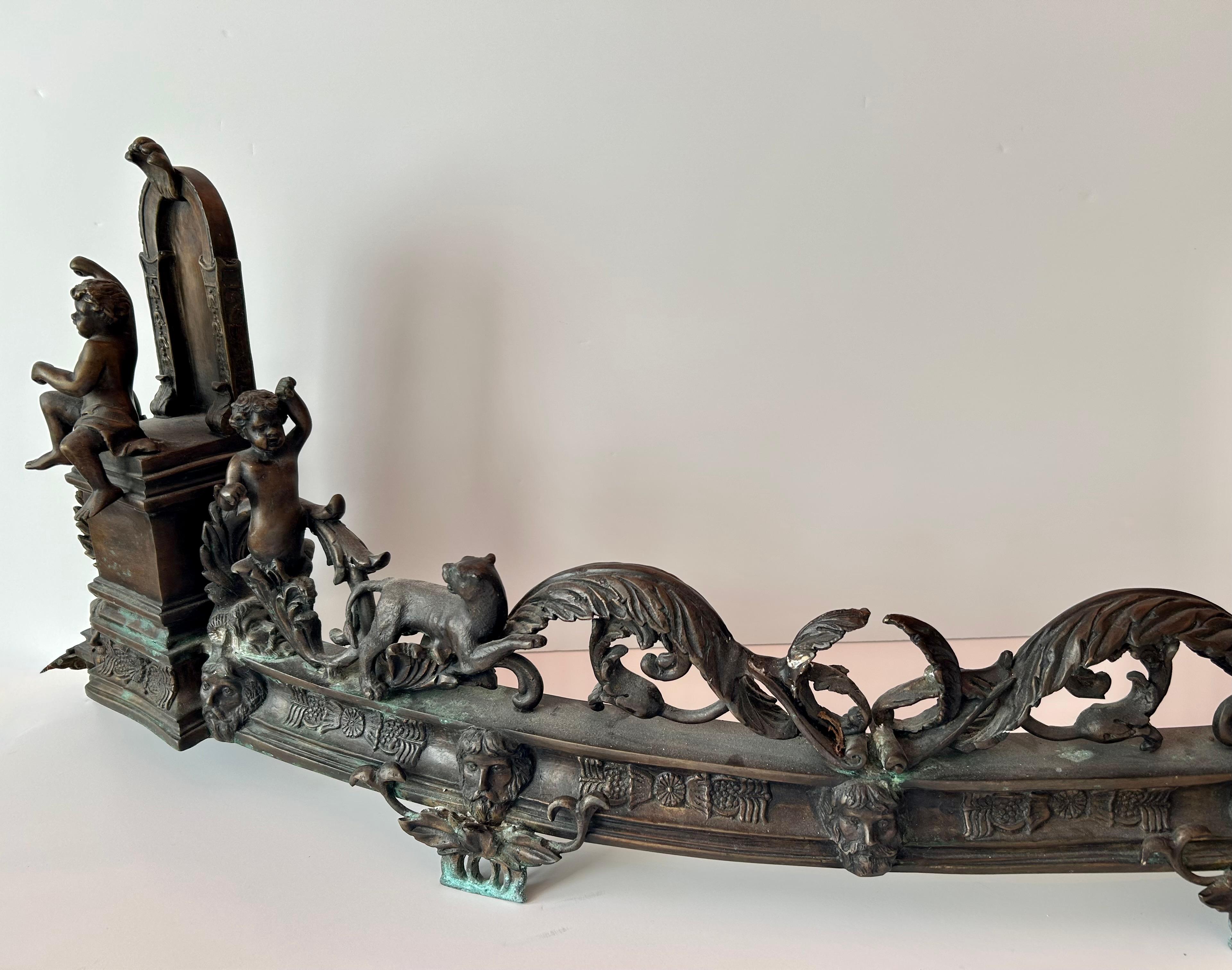 Francese Magnifico parafuoco in bronzo, Francia, XIX secolo in vendita