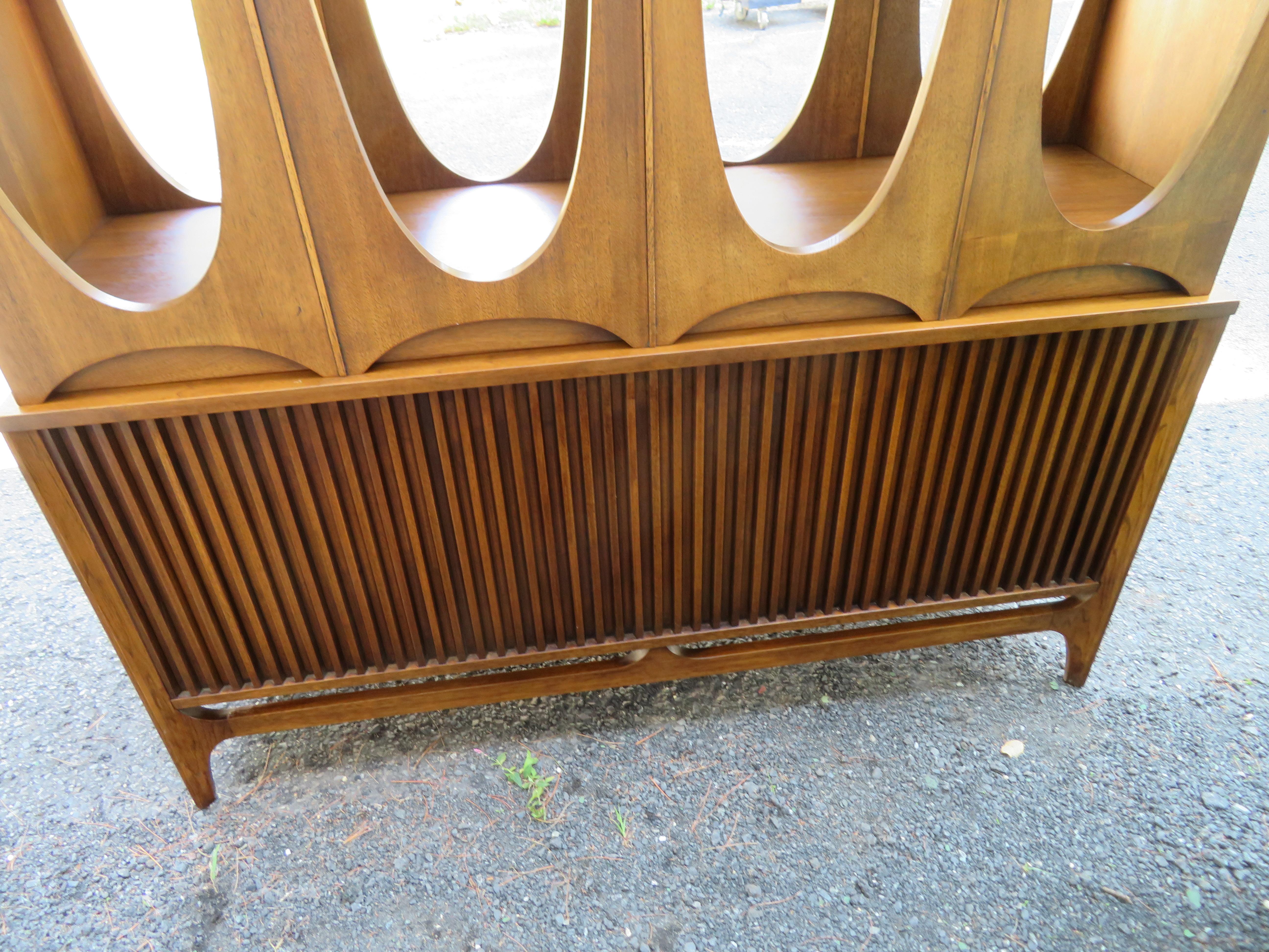 Magnificent Broyhill Brasilia Walnut Room Divider Wall Unit Shelving Mid Century 5