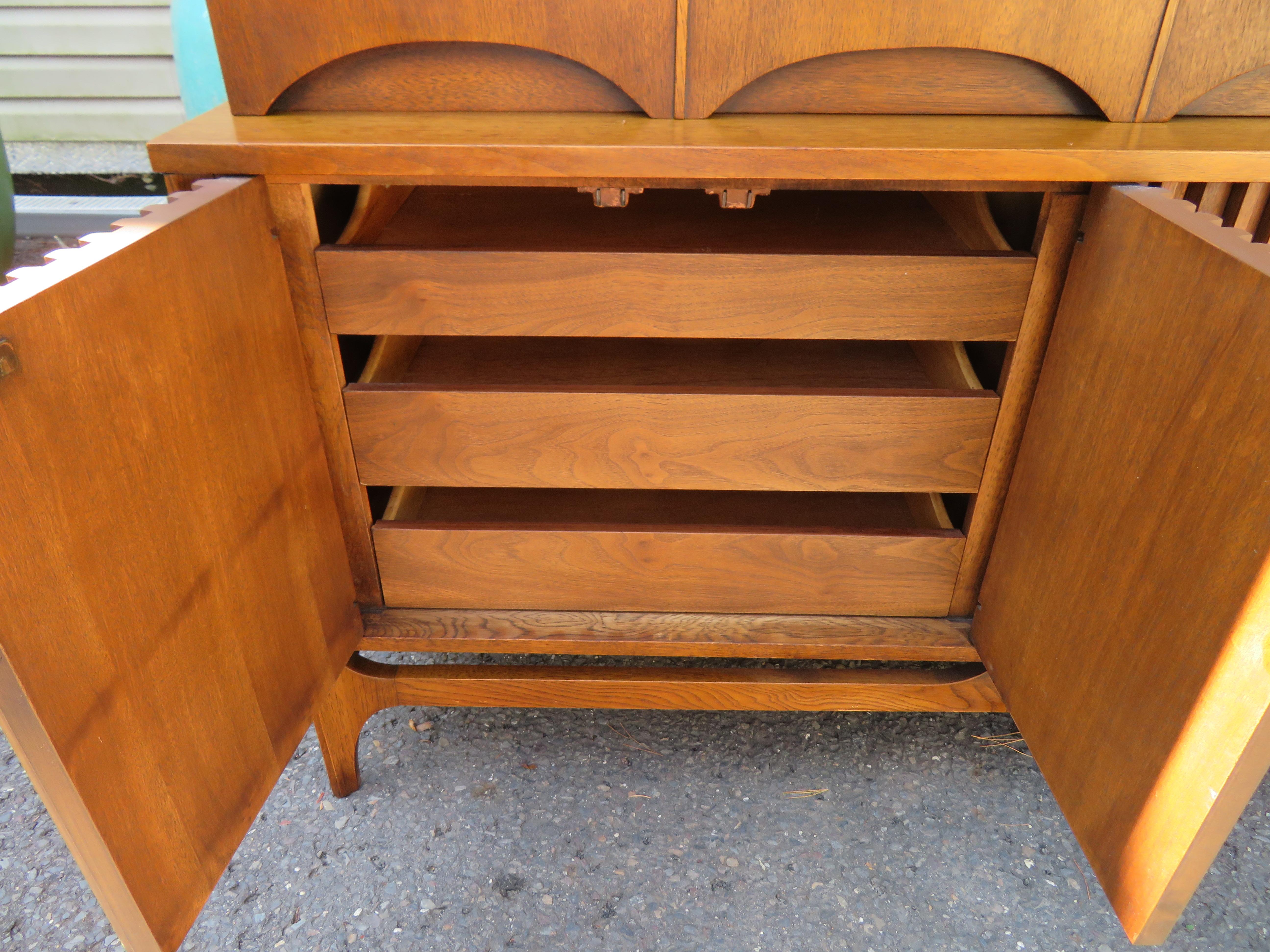 American Magnificent Broyhill Brasilia Walnut Room Divider Wall Unit Shelving Mid Century