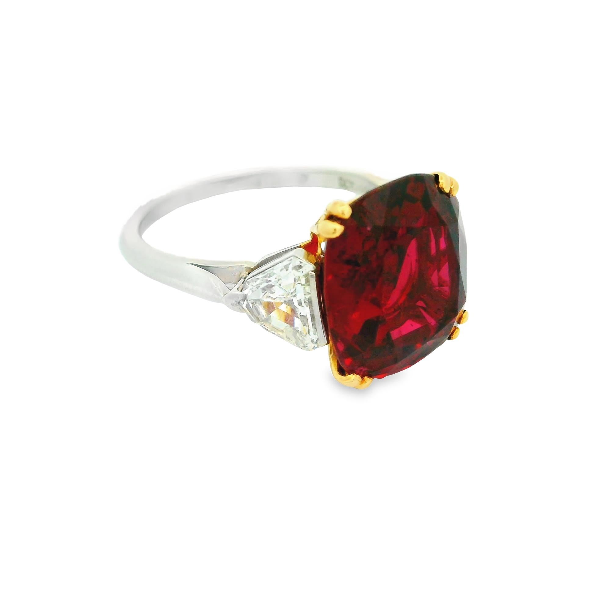 An extremely rare and important gemstone ring by Bvlgari. It features an incredible ruby weighing an astonishing 8.23 carats. What makes the gem so special is the combination of its large size, 8.23 carats, and its extremely fine quality. It has a
