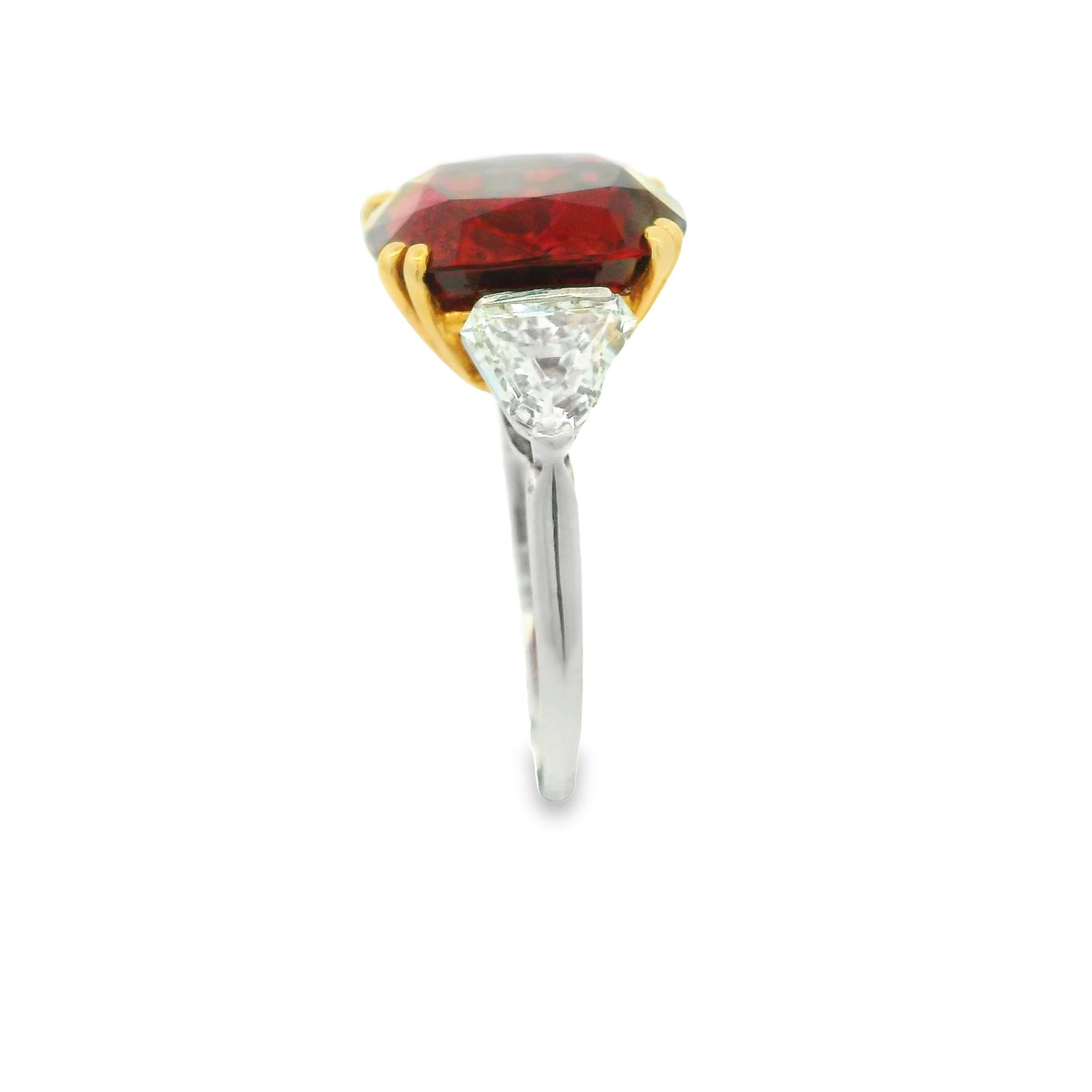 Magnifique bague Bvlgari en platine et or jaune 18 carats avec rubis de 8,23 carats et diamants, AGL en vente 3