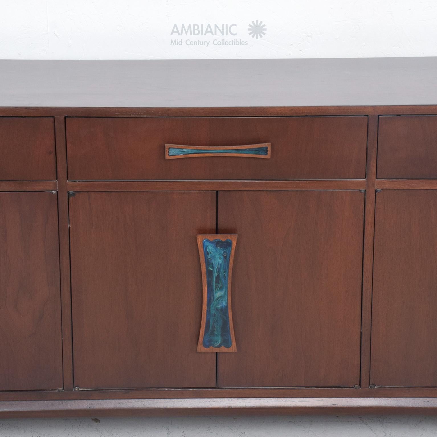 Mid-Century Modern Magnificent CAL MODE Credenza Stunning Sculptural Inlay Pulls California, 1970s