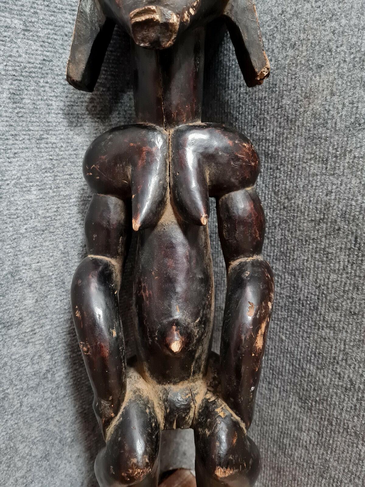 Magnificent Central African Carved Exotic Wood Statue, circa 1900 -1X25 In Good Condition For Sale In Bordeaux, FR