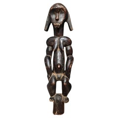 Magnífica estatua centroafricana de madera exótica tallada, hacia 1900 -1X25
