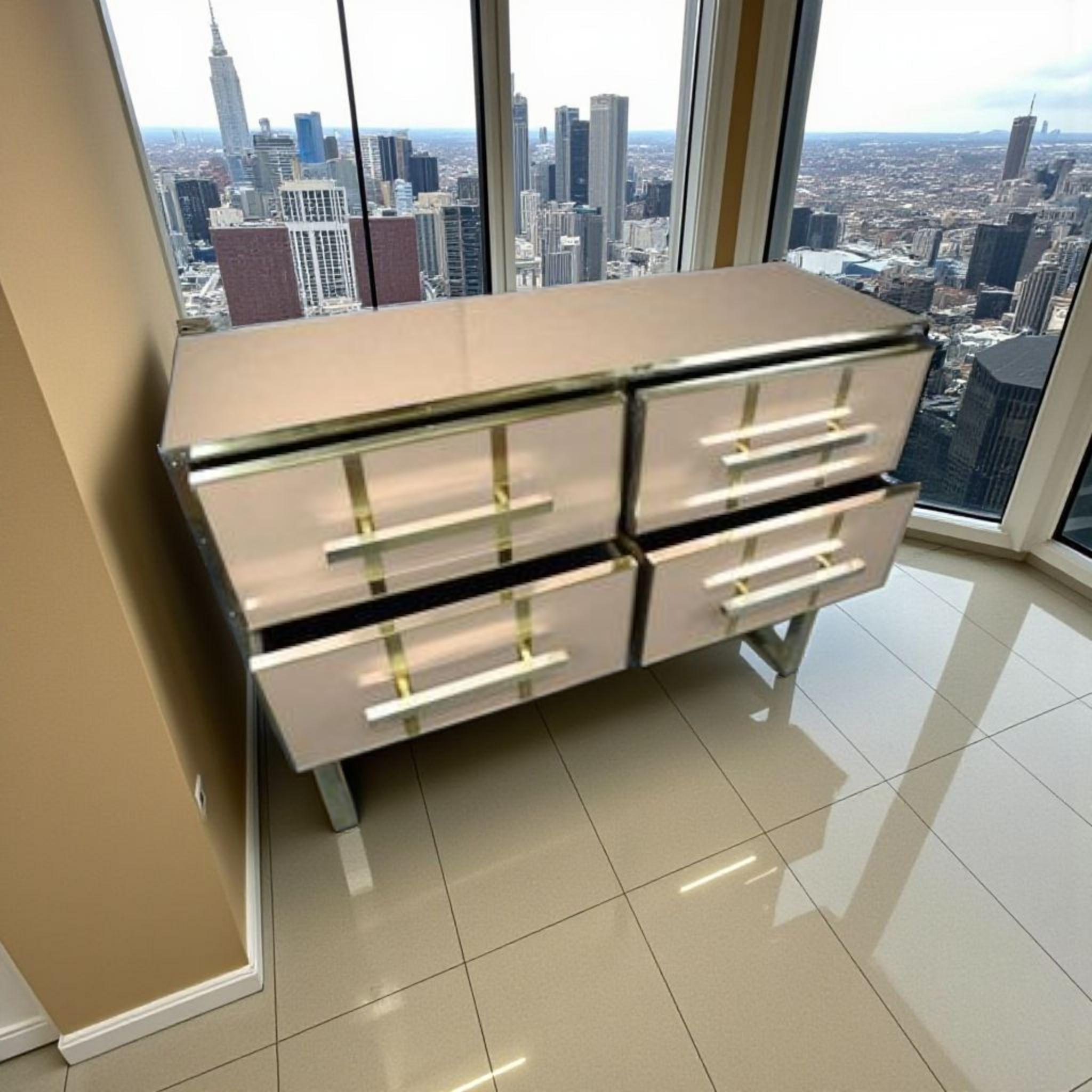 Magnificent Chest of Drawers with Ivory Murano Glass & Brass Fittings Available In New Condition For Sale In Guazzora, IT
