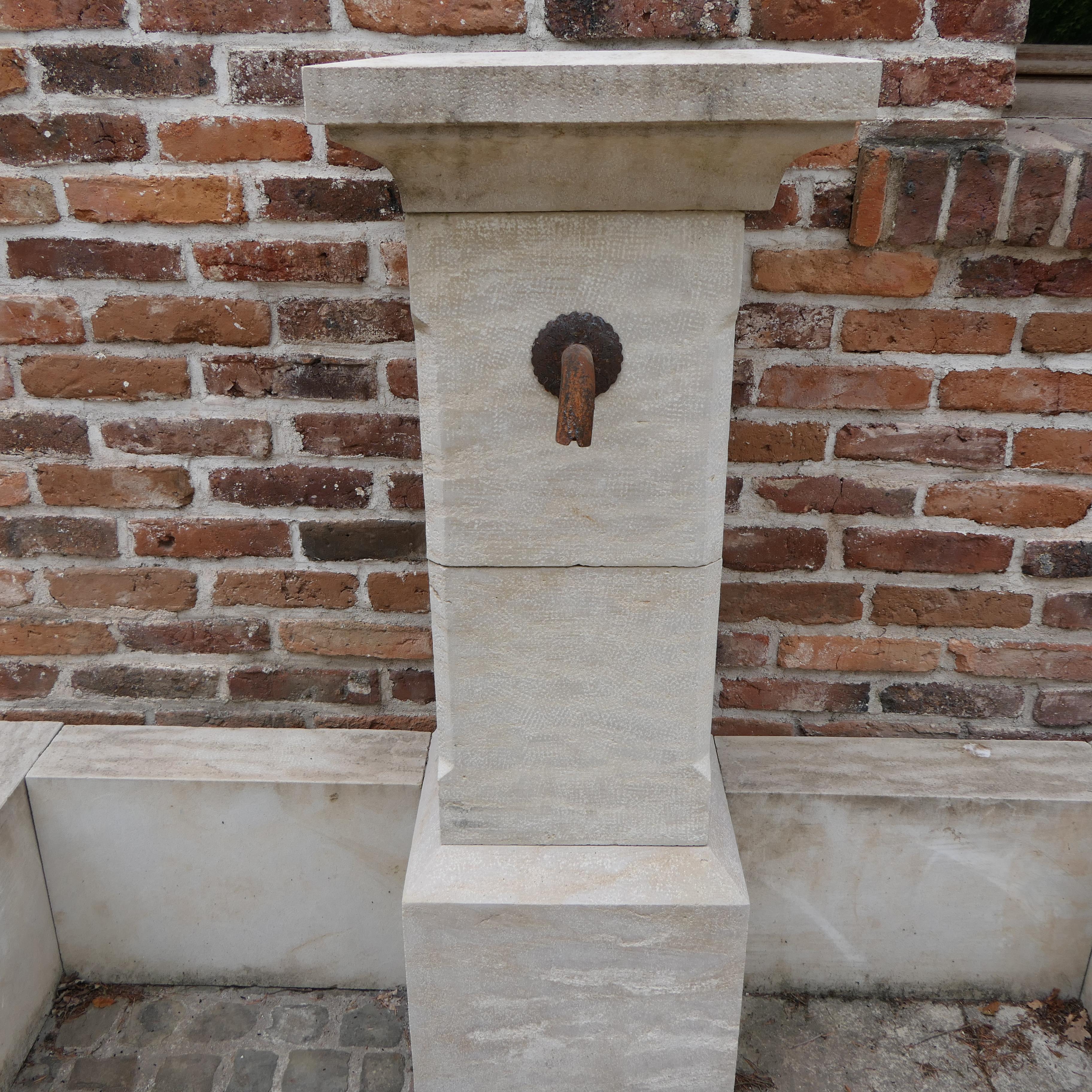 Contemporary Magnificent Classic Style Natural Stone Wall Fountain For Sale