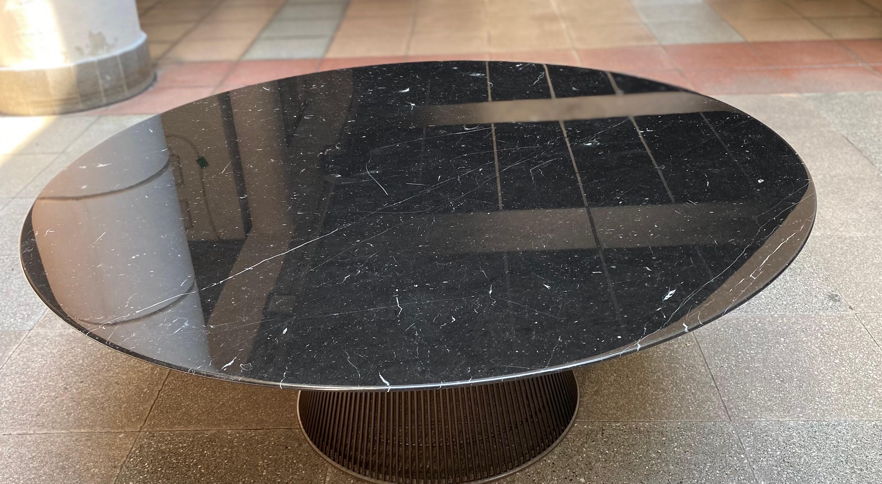 Magnificent Coffee Table by Warren Platner Marquina Marble In Good Condition For Sale In Saint ouen, FR