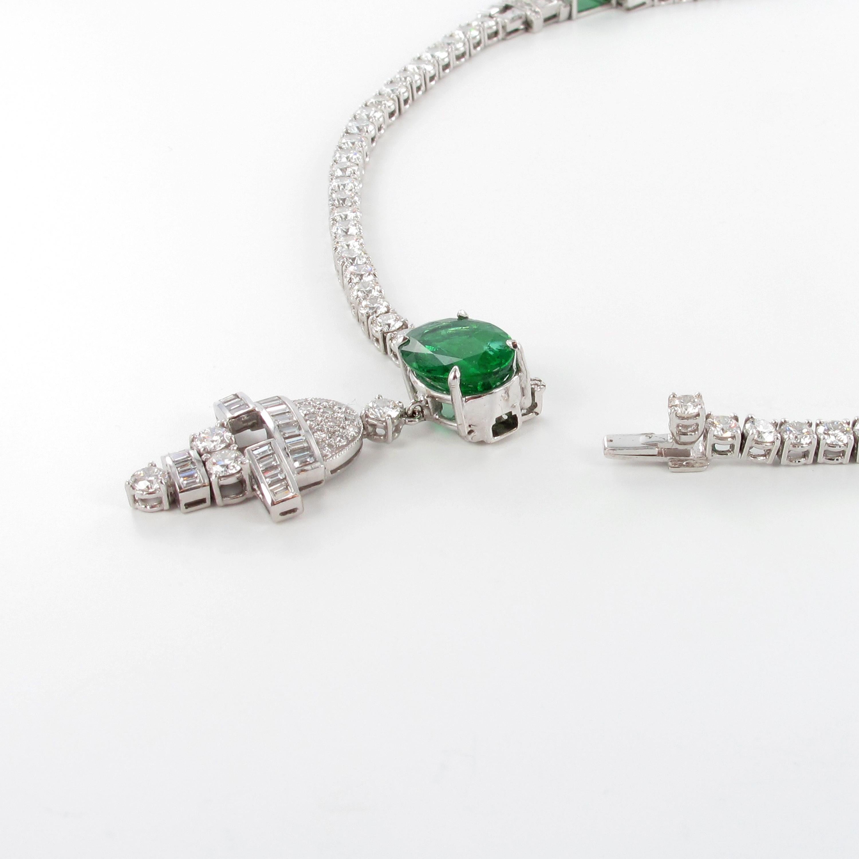 Mixed Cut Magnificent Colombian Emerald and Diamond Necklace For Sale