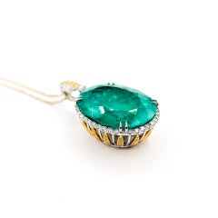 Magnificent Colombian Emerald & Diamond Necklace in 18k