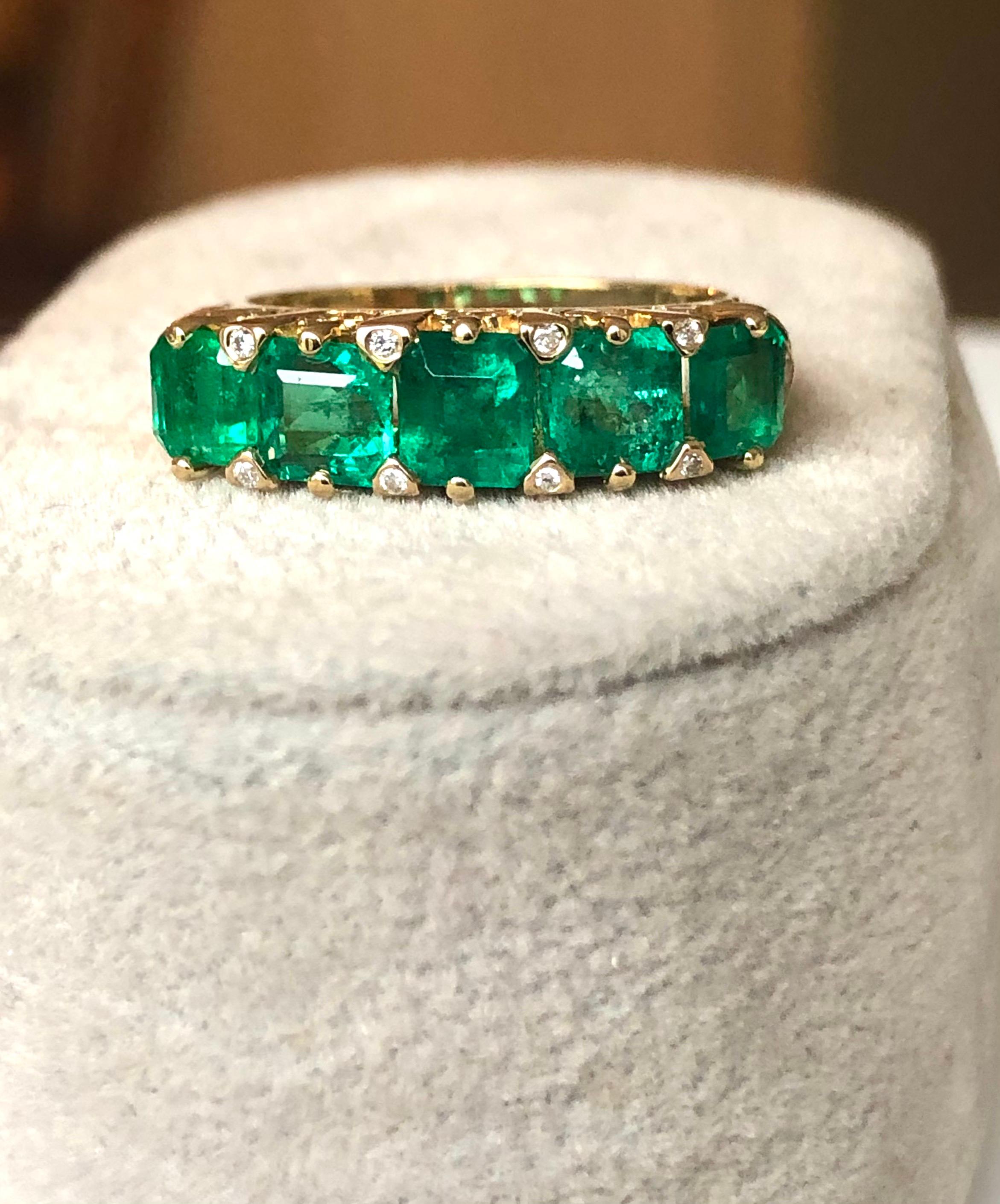 Emerald Cut Emeralds Maravellous Magnificent Colombian Emerald Five-Stone Ring 18K For Sale