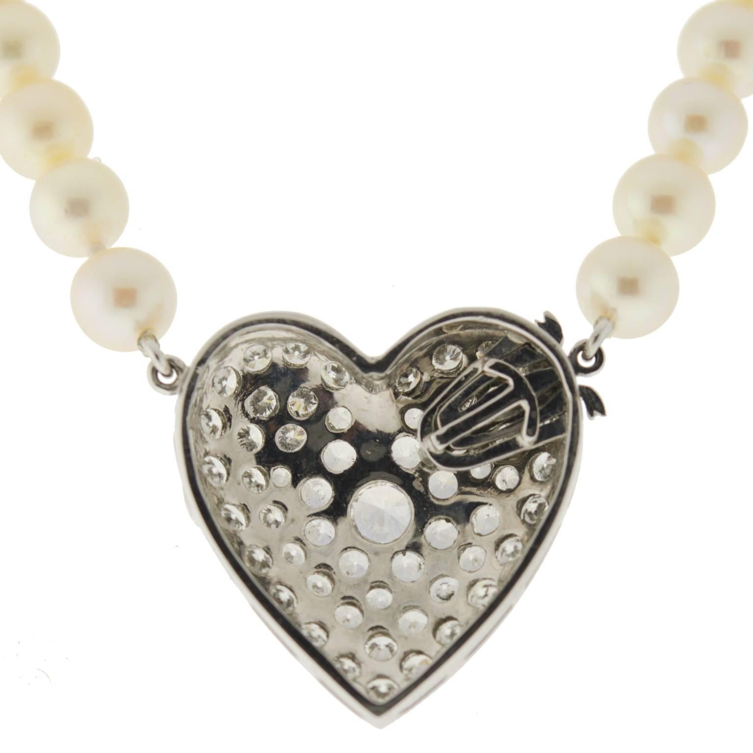 Retro Magnificent Cultured Pearl Diamond Gold Heart Necklace For Sale