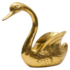 magnificent decorative swan / planter made of solid brass, 1960s Italy