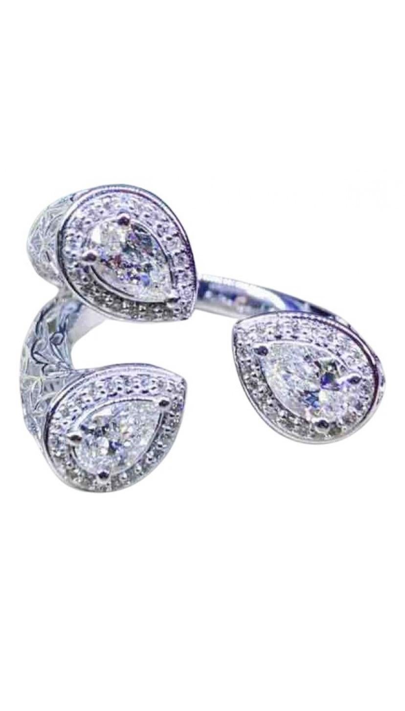 Magnifique conception avec diamants sur la bague Neuf - En vente à Massafra, IT