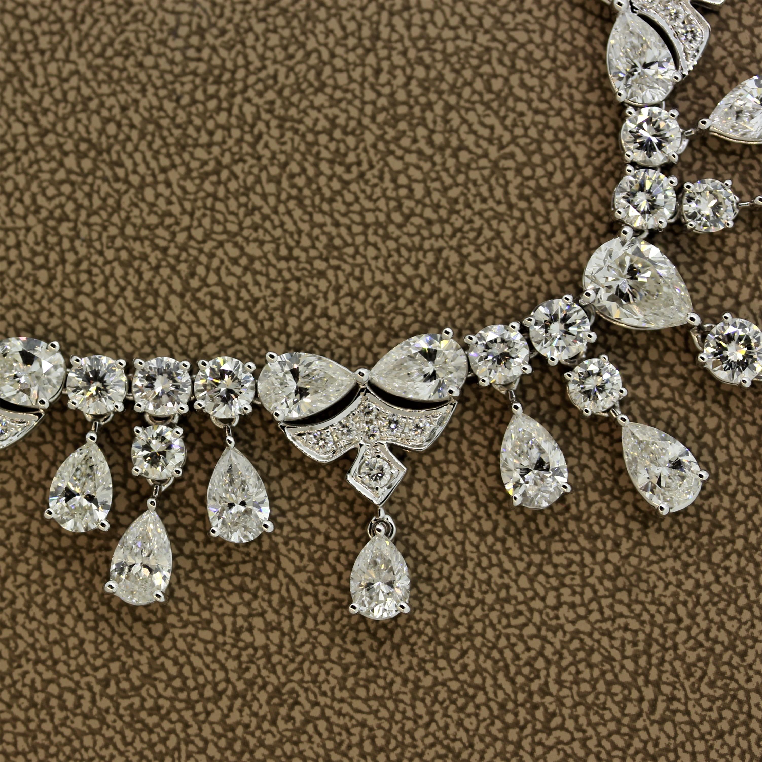 Magnificent Diamond Drop Dinner Necklace For Sale 3