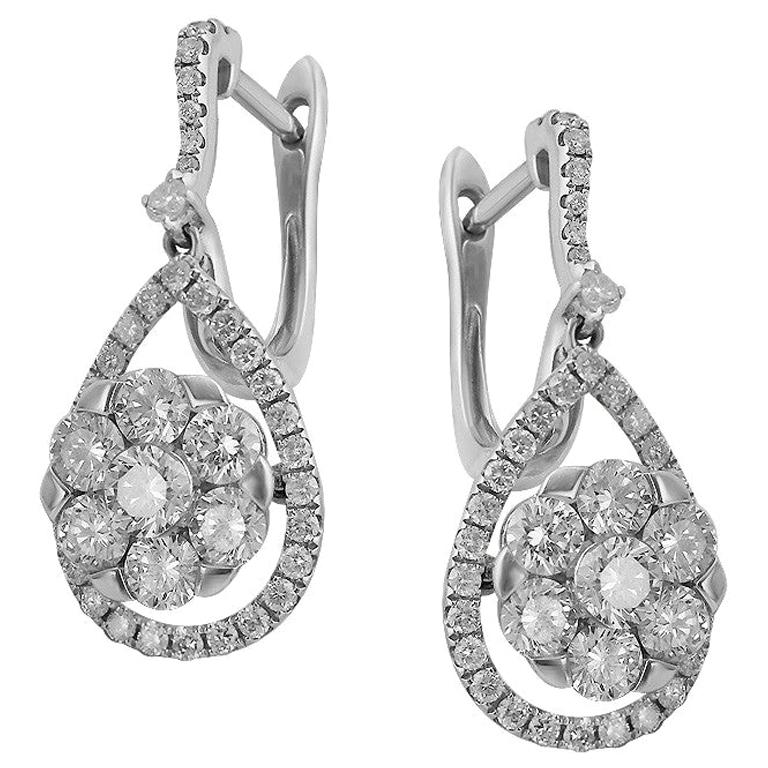 Magnificent Diamond Fine Jewelry White Gold Drop Earrings For Sale at