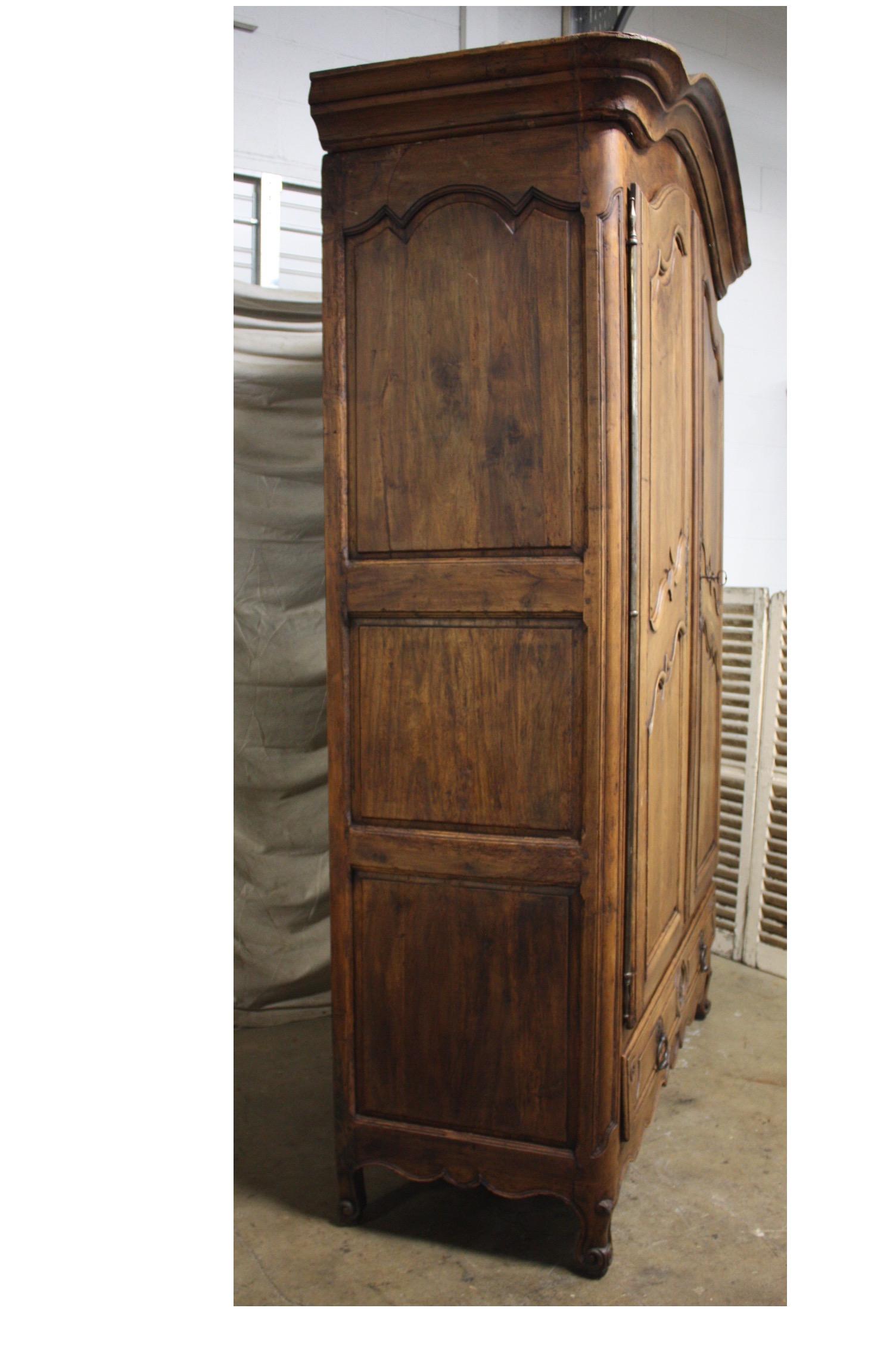 Magnificent Early 18th Century French Armoire 1