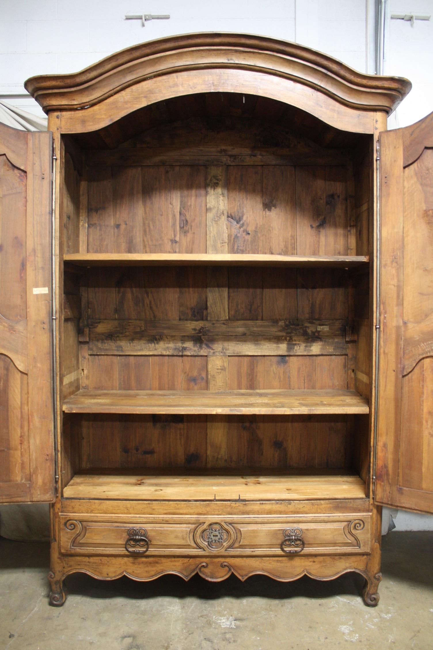 Magnificent Early 18th Century French Armoire 4
