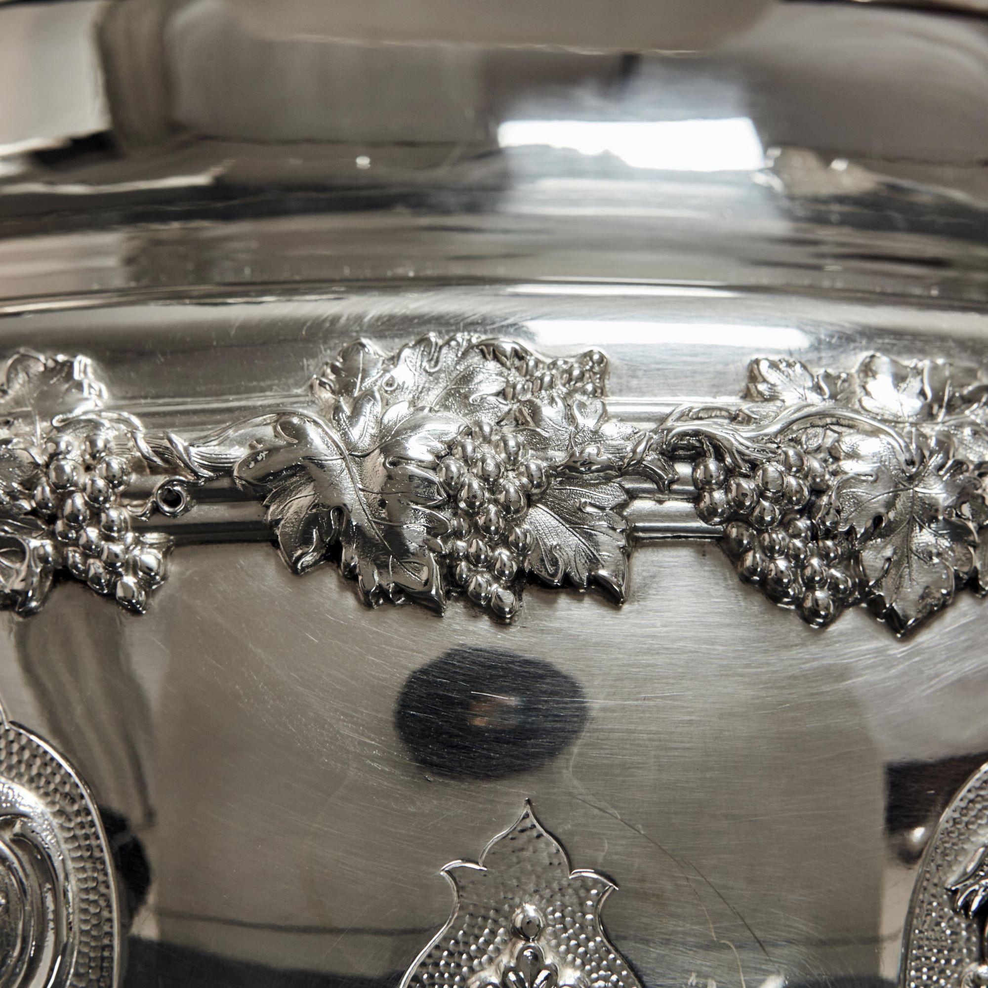 Magnificent Edwardian Scottish Silver Wine Cooler, 1901 For Sale 5