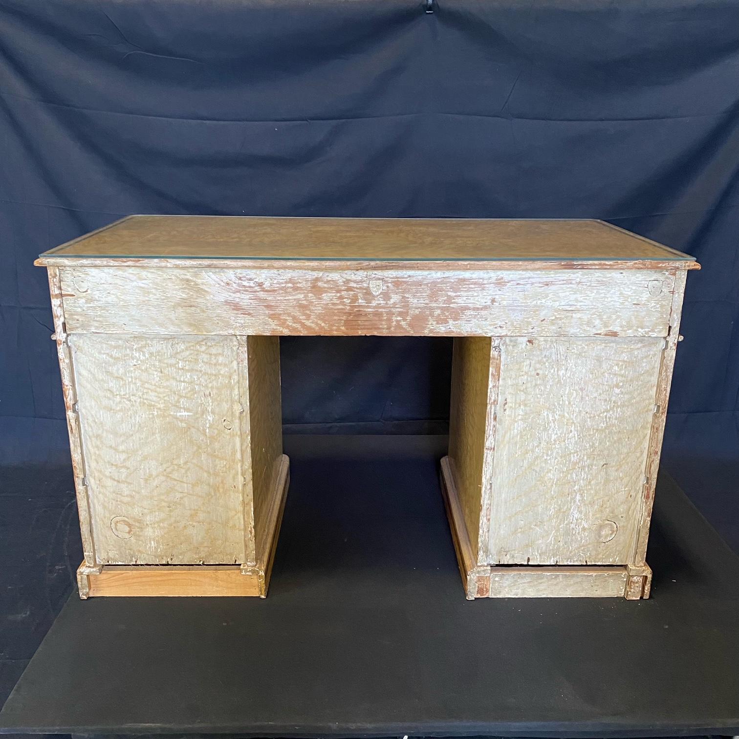 Magnificent English 19th Century Faux Painted Marbleized Pedestal Writing Desk For Sale 8