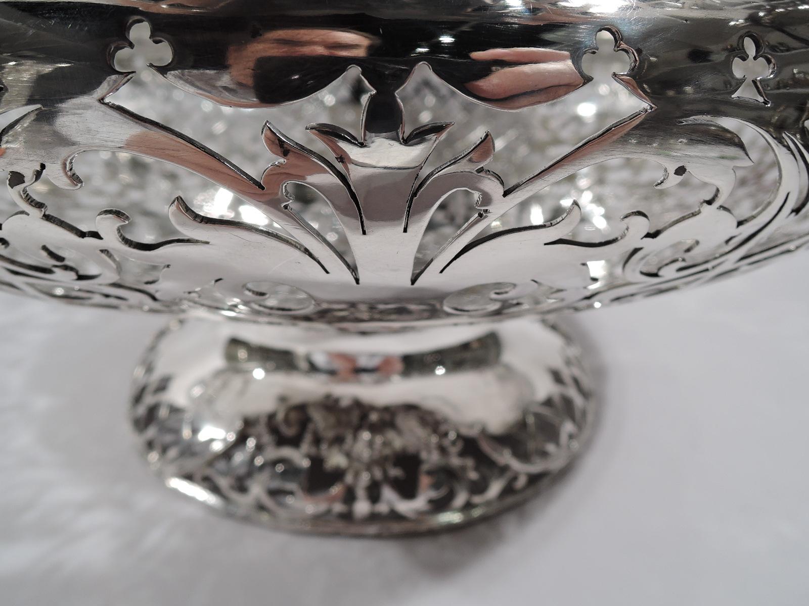 Magnificent English Edwardian Pierced Sterling Silver Centerpiece Bowl 2