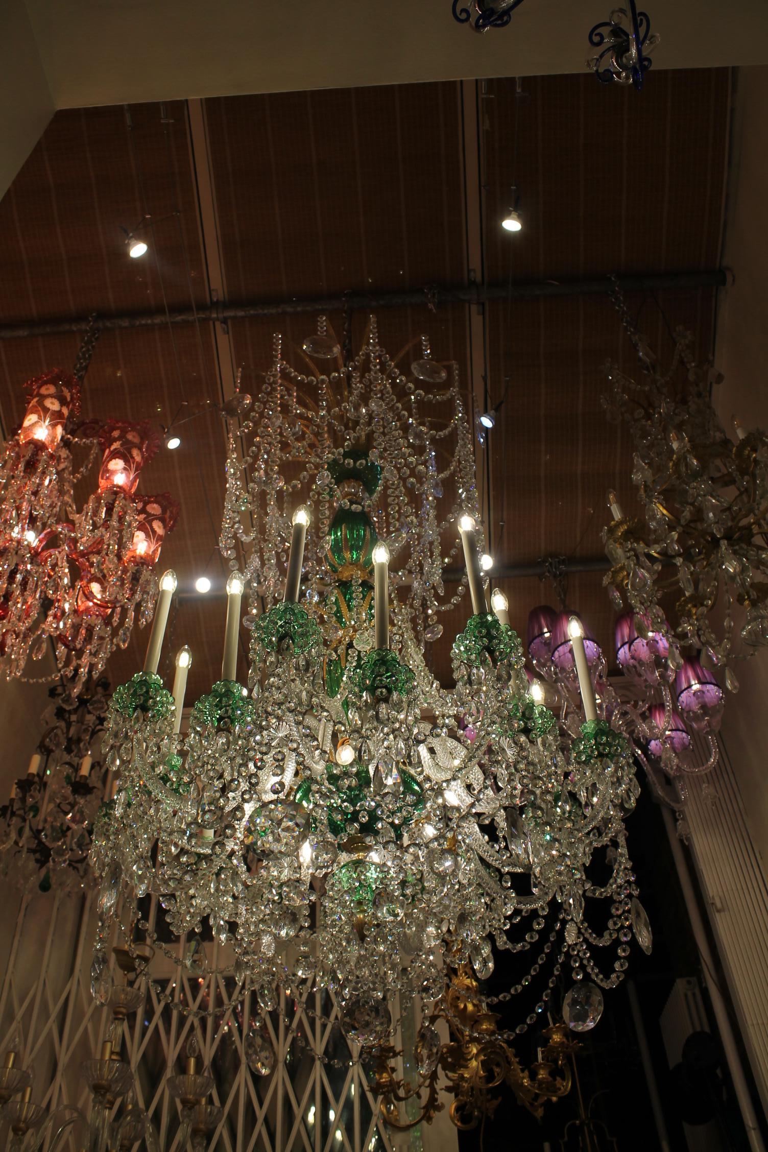 Magnificent English Perry & Co 2m green & clear crystal chandelie In Excellent Condition For Sale In London, GB