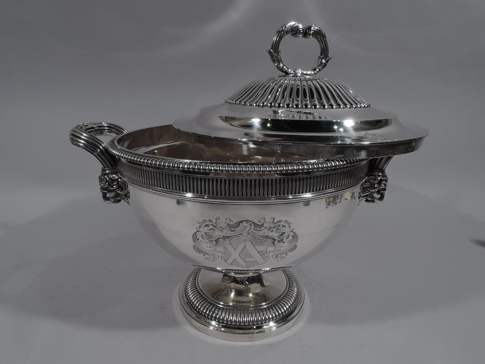 Magnificent English Regency Sterling Silver Soup Tureen by Paul Storr In Excellent Condition In New York, NY